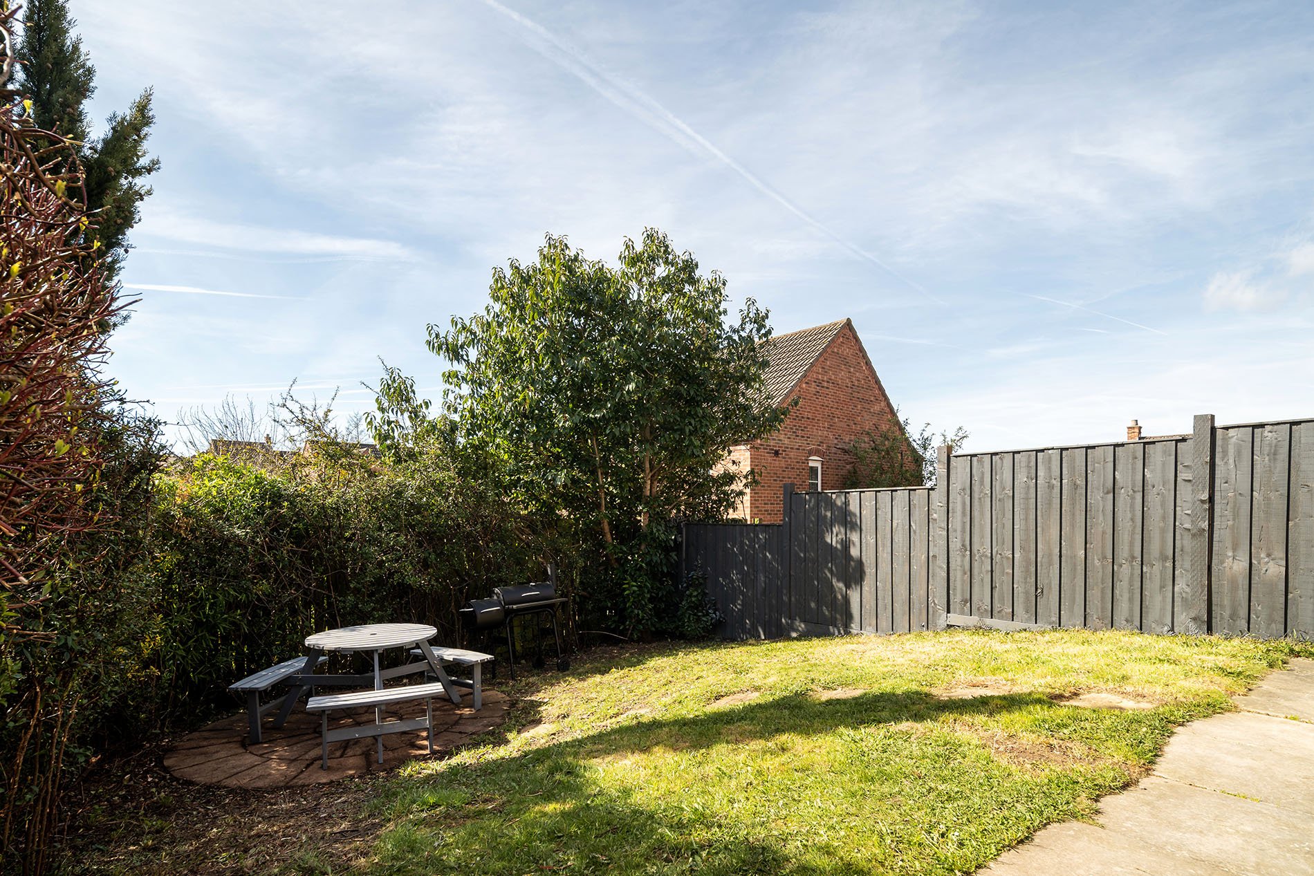 3-bed contractor house in Sheffield (S)