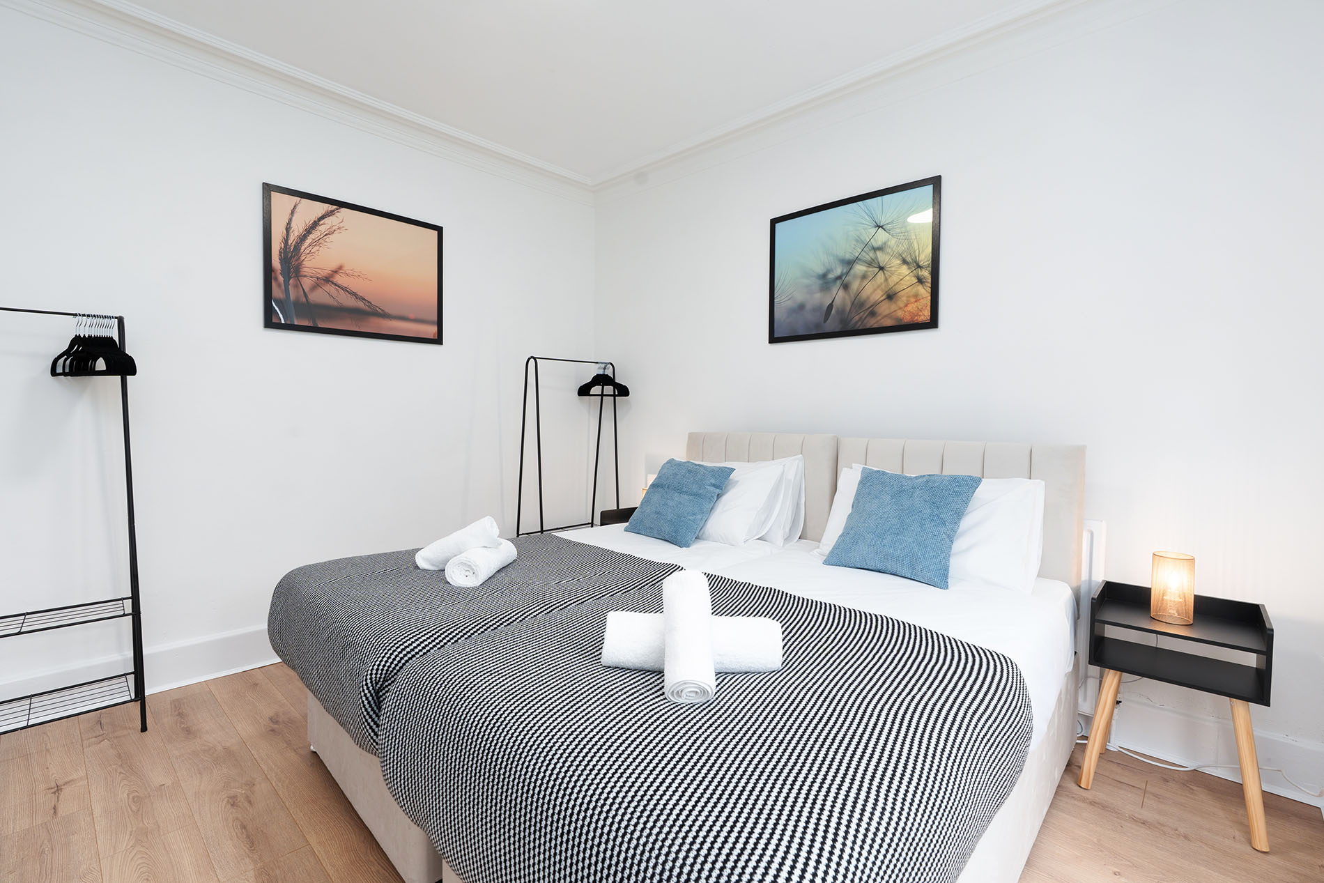 4-bed contractor house in Sheffield (S) photo 6