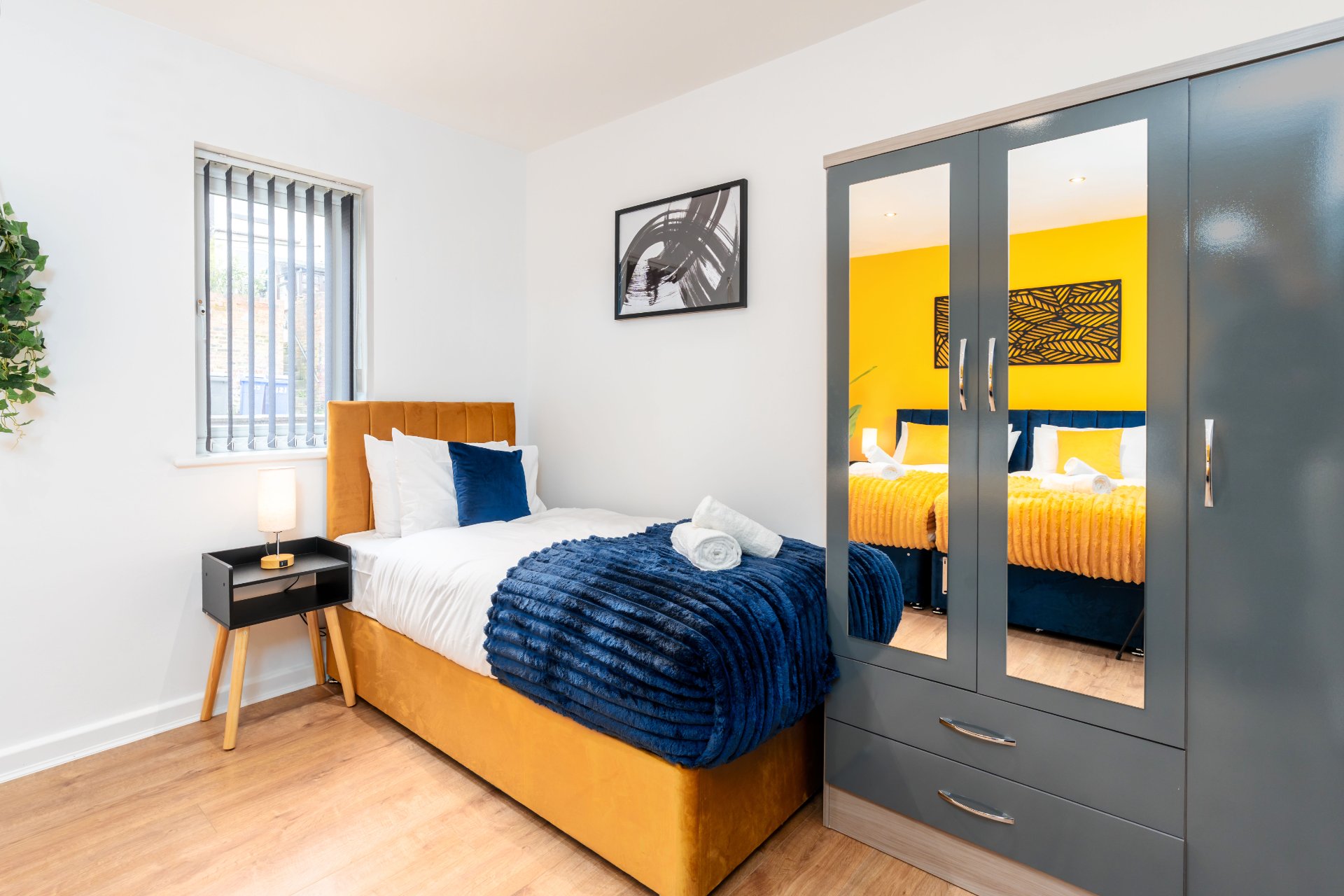 2-bed contractor house in Sheffield (S) photo 5