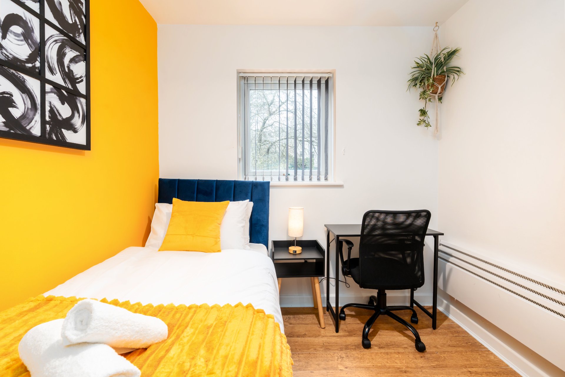 2-bed contractor house in Sheffield (S) photo 12