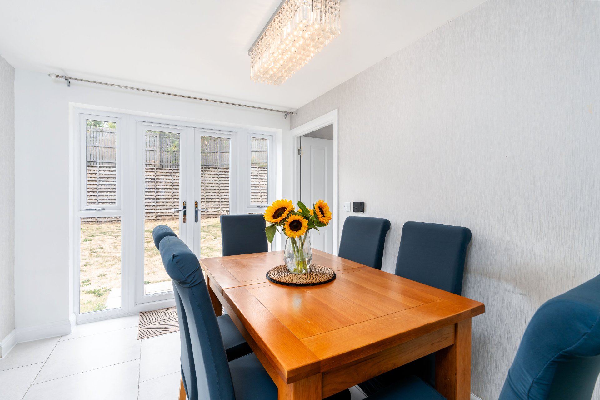 4-bed contractor house in Rotherham (S) photo 3