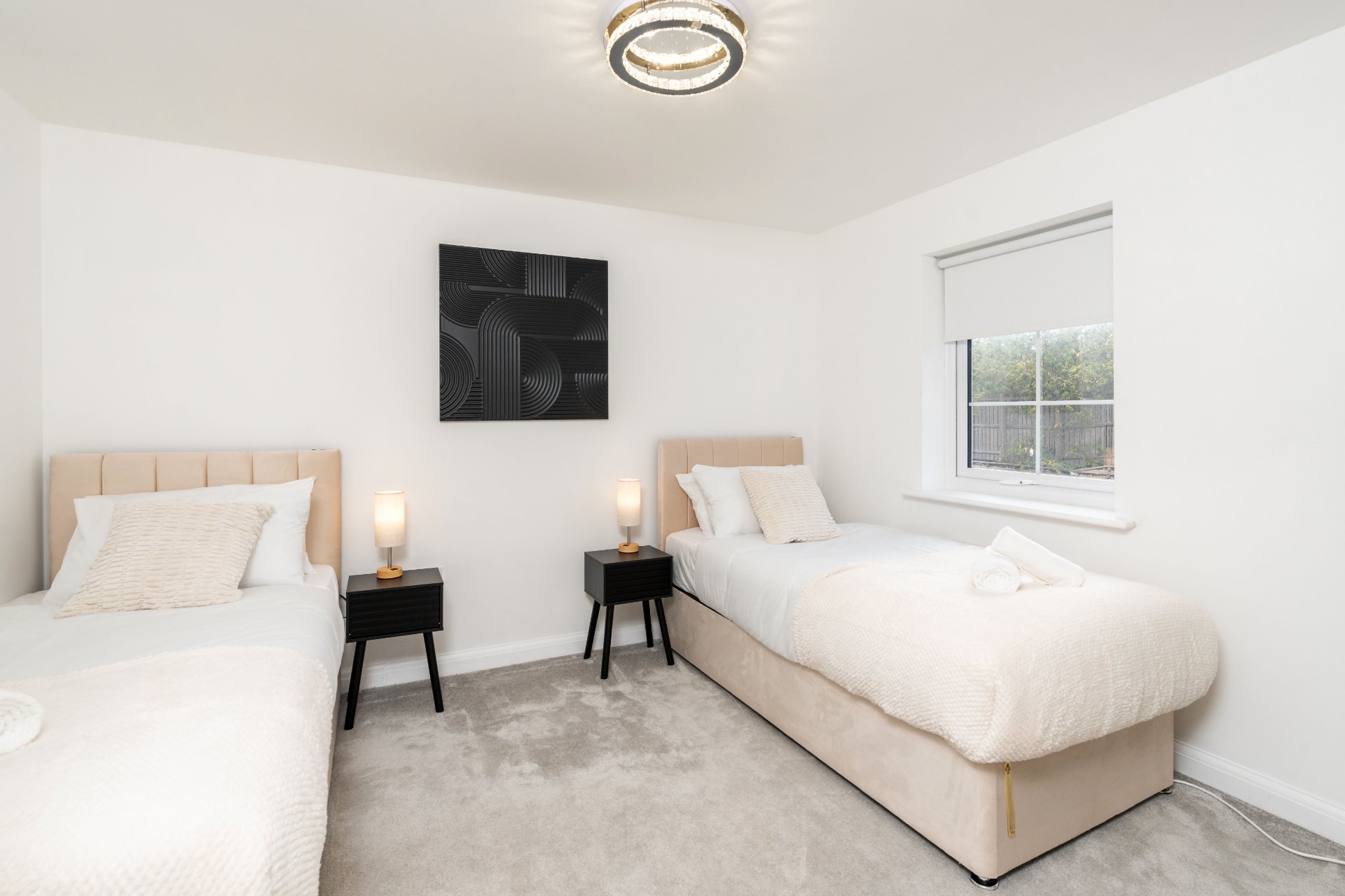 4-bed contractor house in Rotherham (S) photo 6