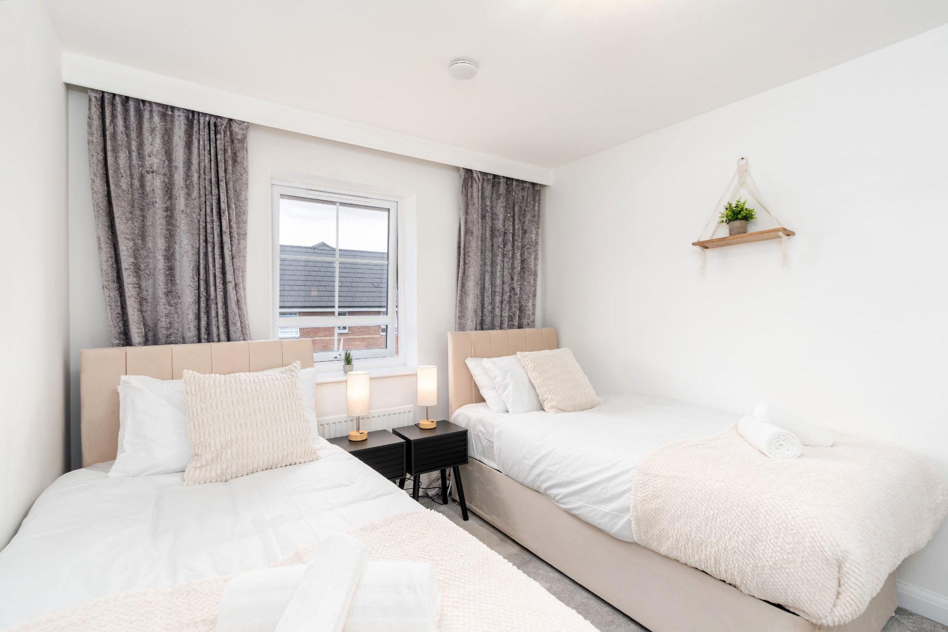 4-bed contractor house in Rotherham (S) photo 12