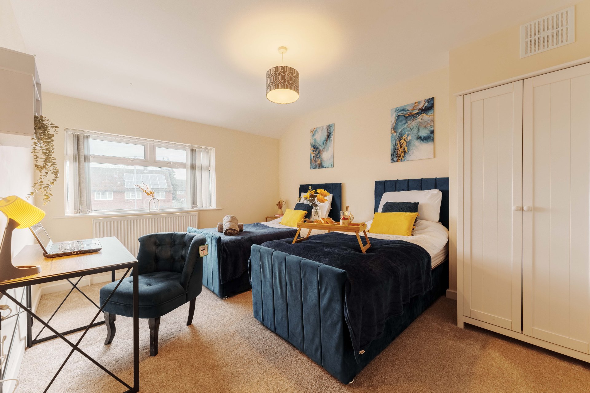 3-bed contractor house in Leeds (LS) photo 9