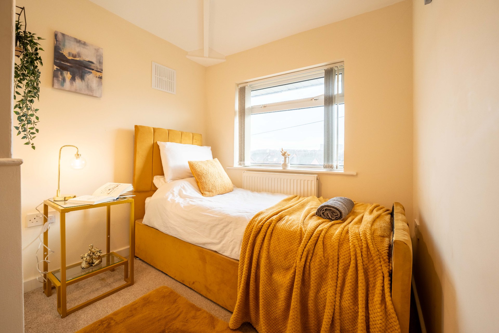 3-bed contractor house in Leeds (LS) photo 10