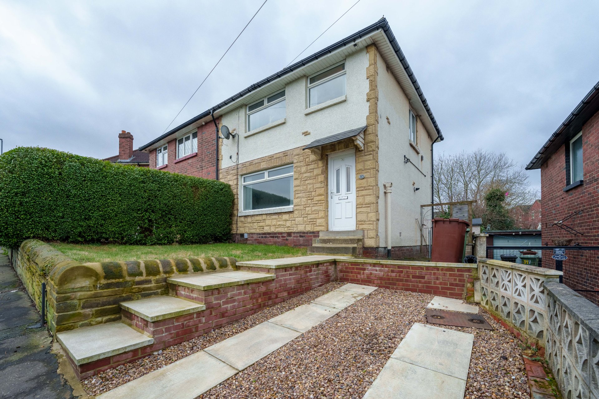 3-bed contractor house in Leeds (LS) photo 12