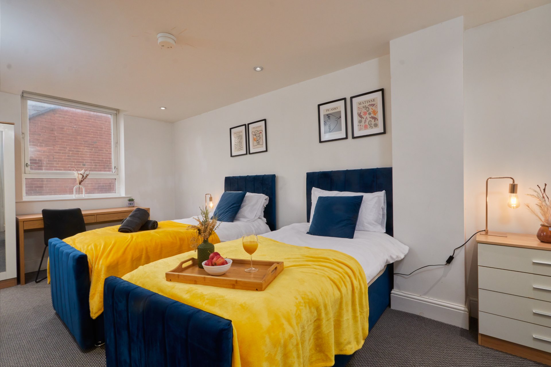 1-bed contractor house in Leeds (LS) photo 7