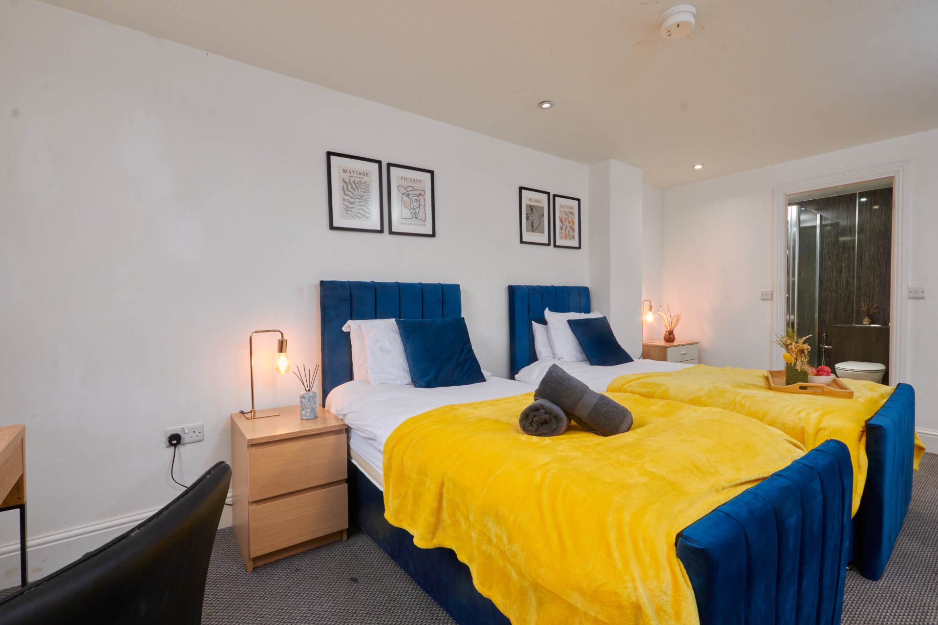 1-bed contractor house in Leeds (LS) photo 9