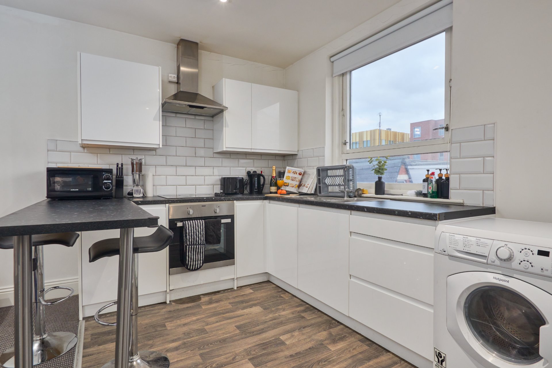 1-bed contractor house in Leeds (LS) photo 4