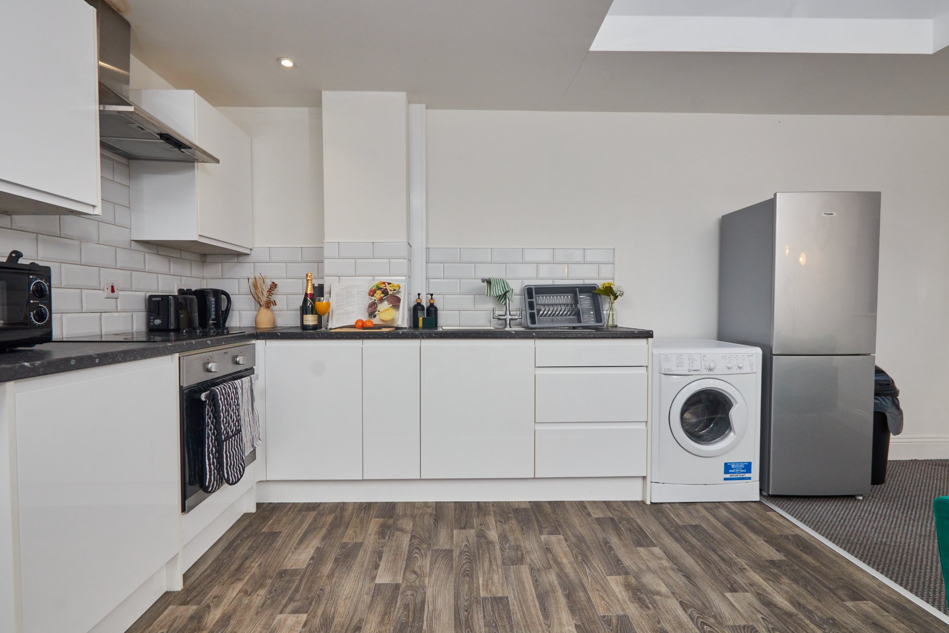 1-bed contractor house in Leeds (LS) photo 5