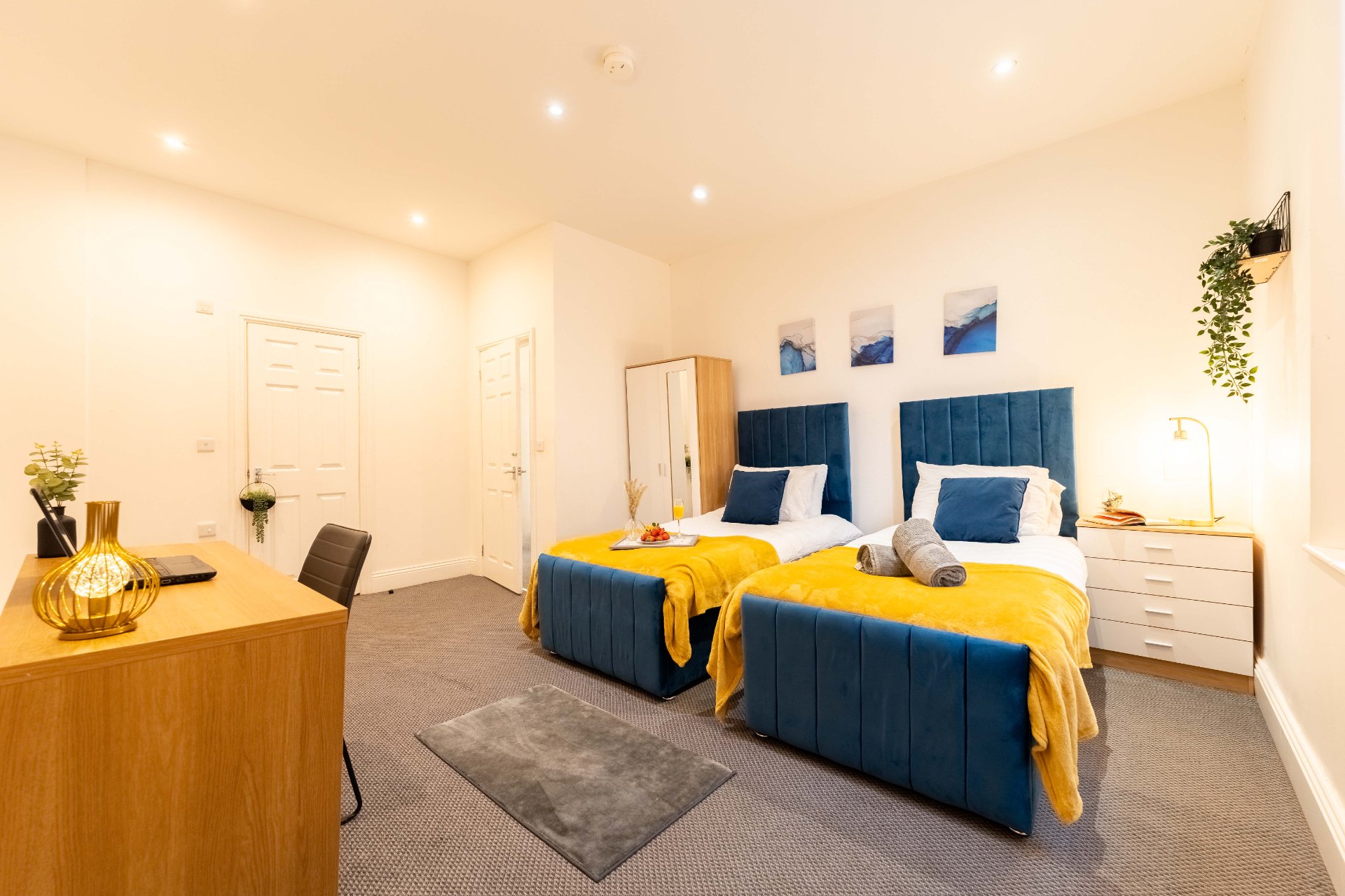 2-bed contractor house in Leeds (LS) photo 11