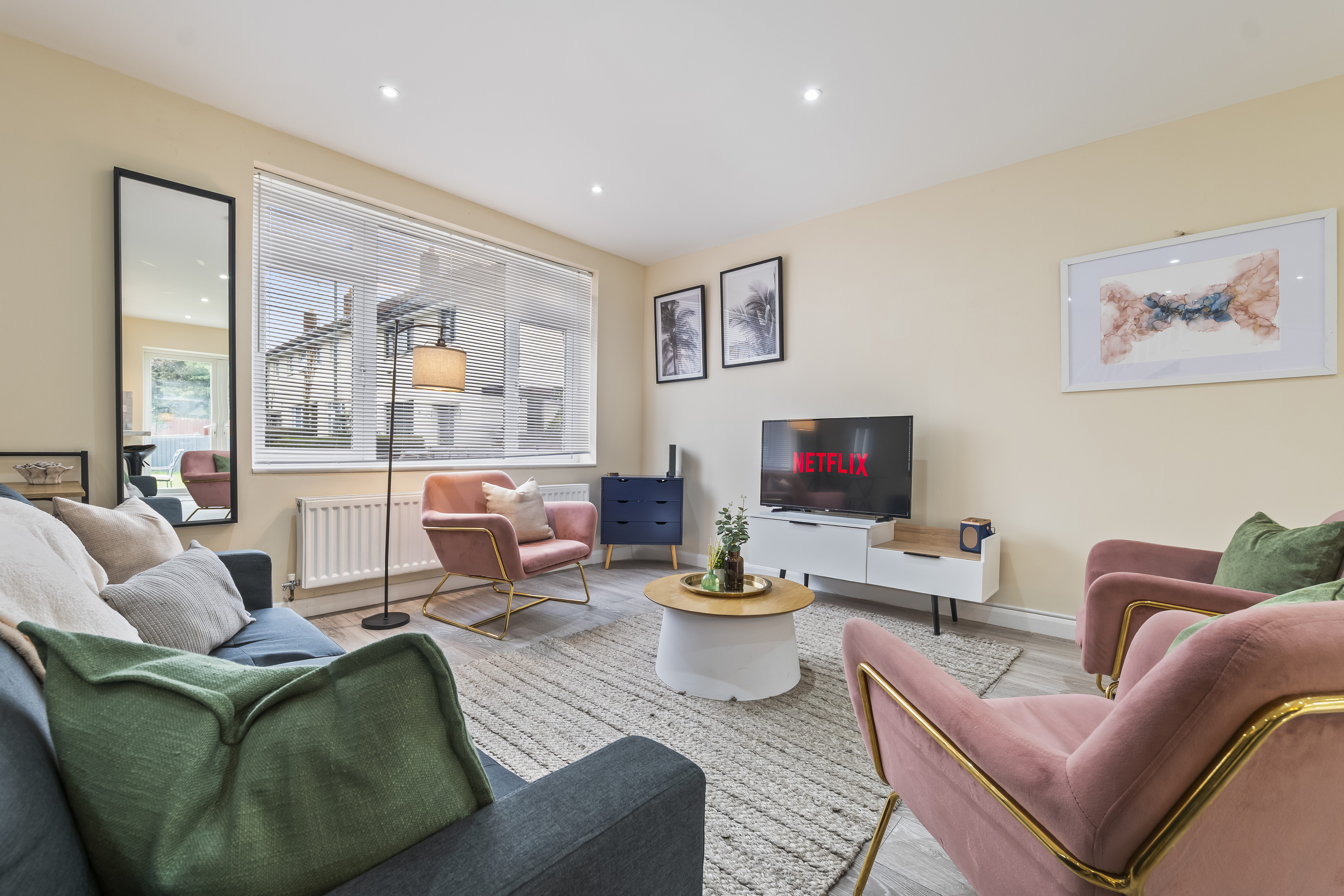 3-bed contractor house in Gloucester (GL)