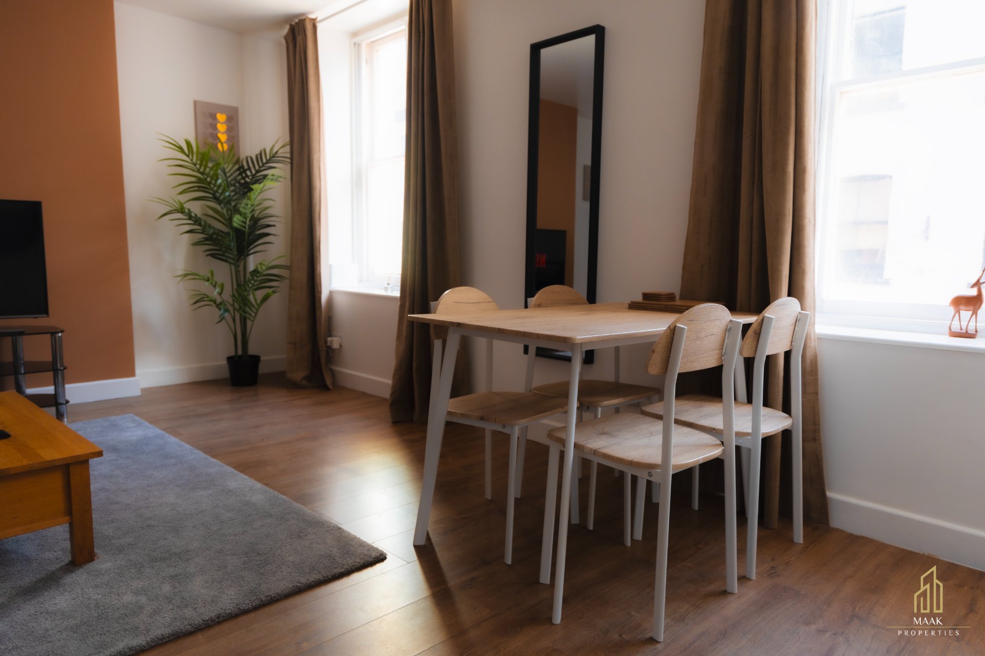2-bed contractor house in Minehead (TA) photo 11