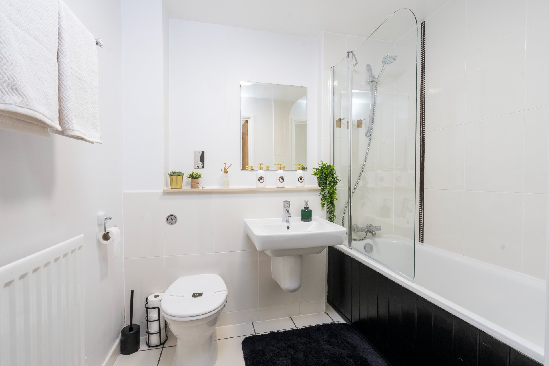 1-bed contractor house in Milton Keynes (MK) photo 8