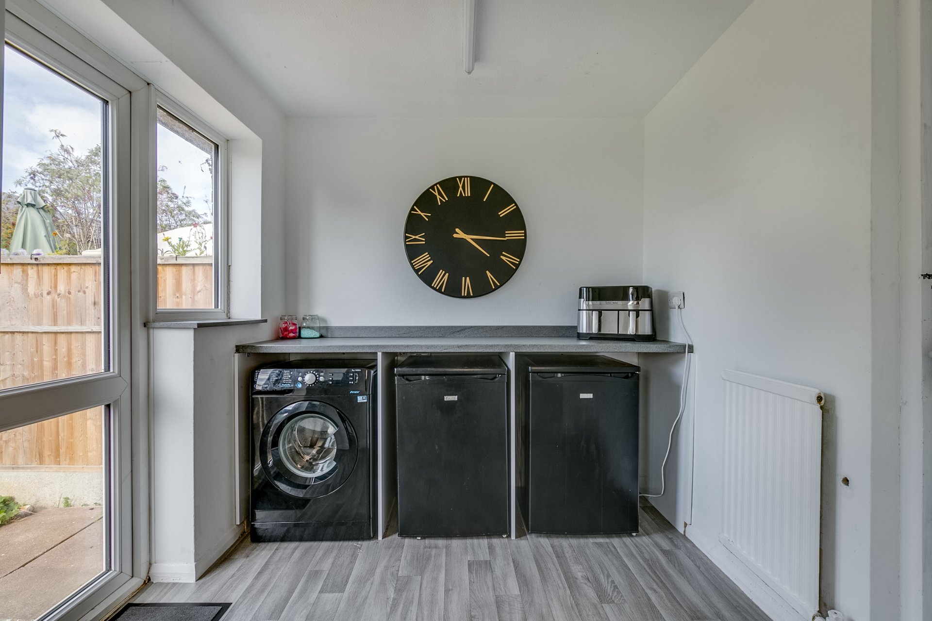 4-bed contractor house in Oldbrook (MK) photo 6