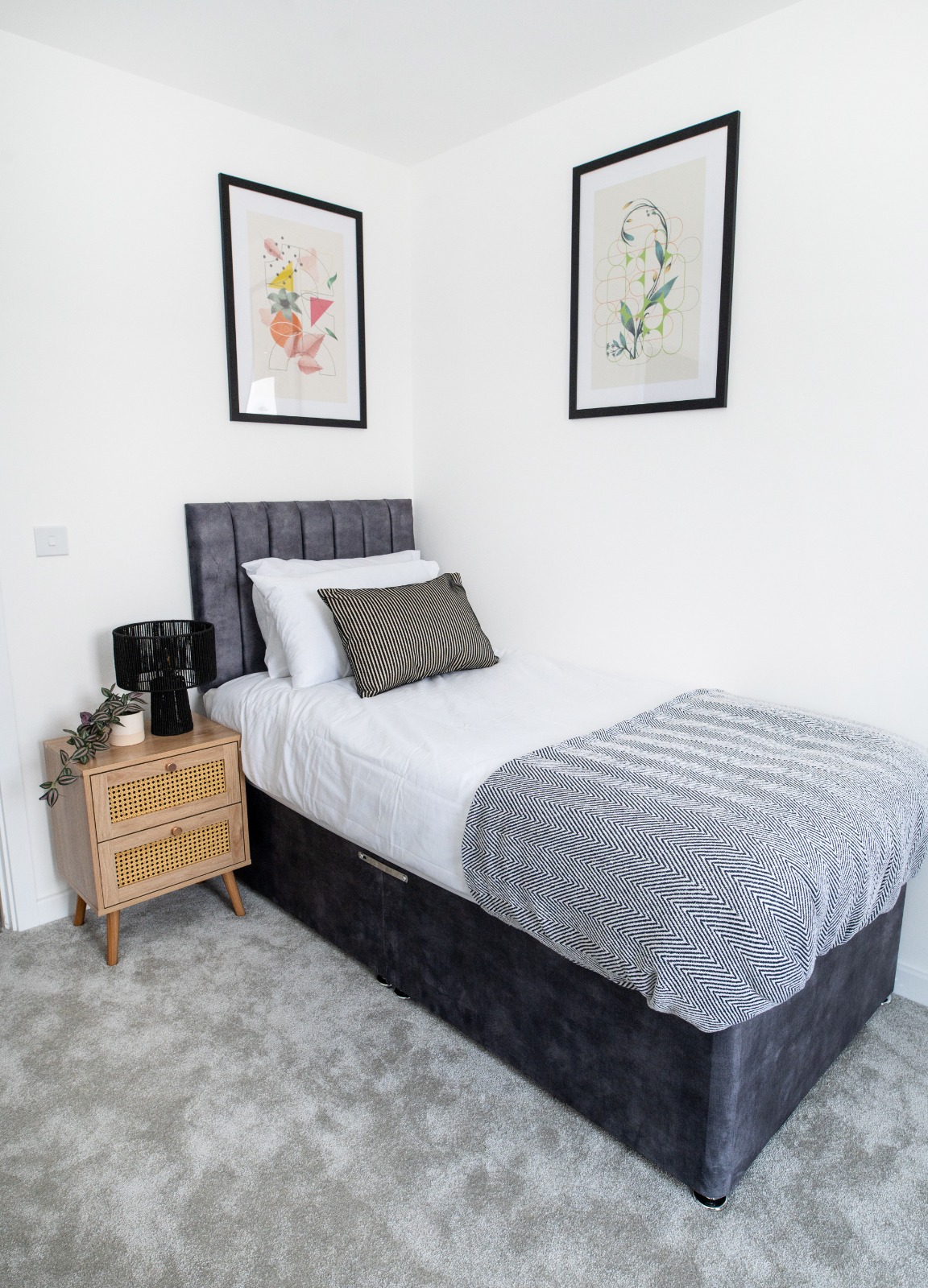 2-bed contractor house in Milton Keynes (MK) photo 10