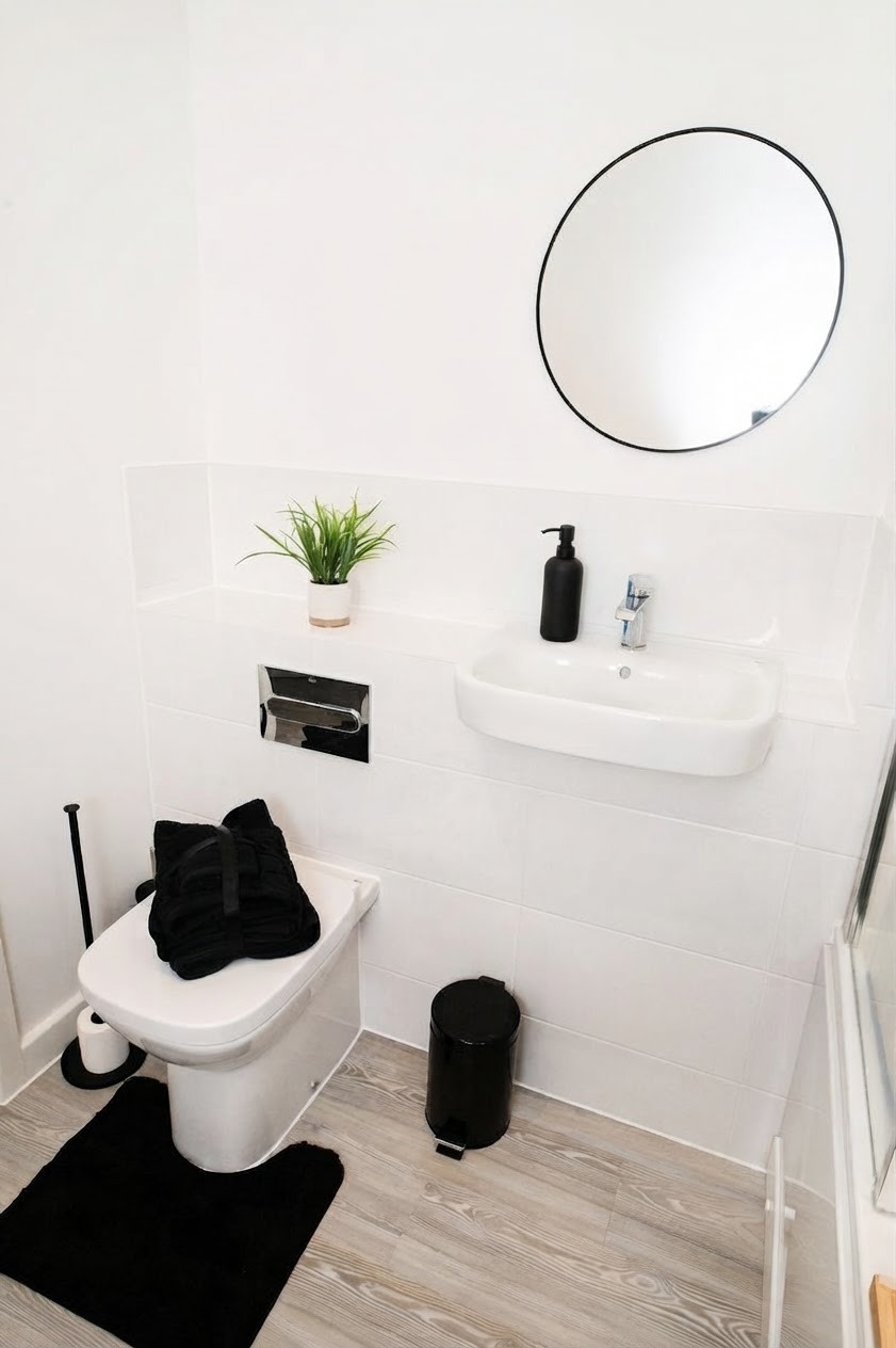 2-bed contractor house in Milton Keynes (MK) photo 11