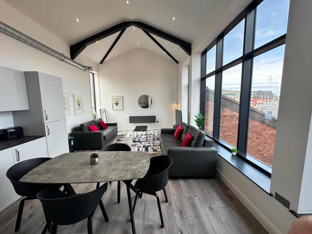 2-bed contractor house in Liverpool (L) photo 6