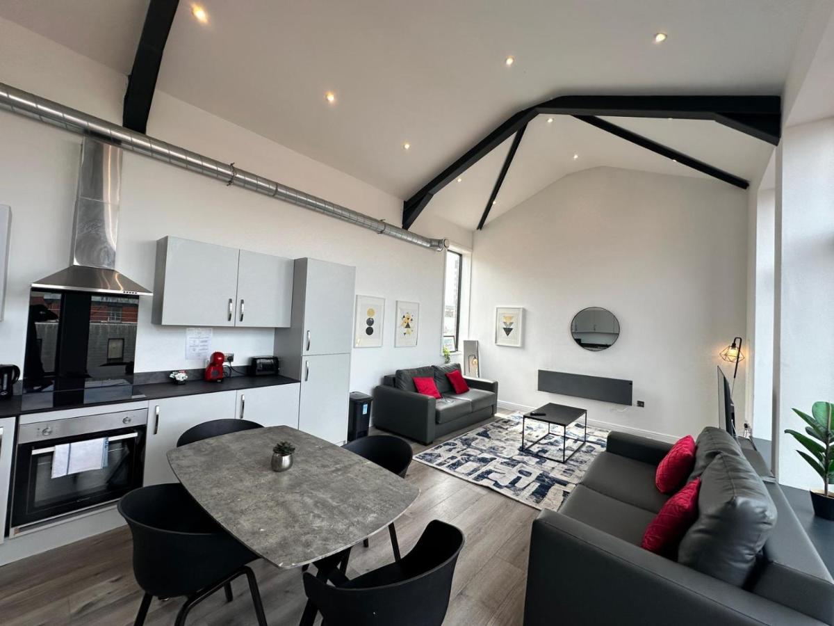 2-bed contractor house in Liverpool (L) photo 7