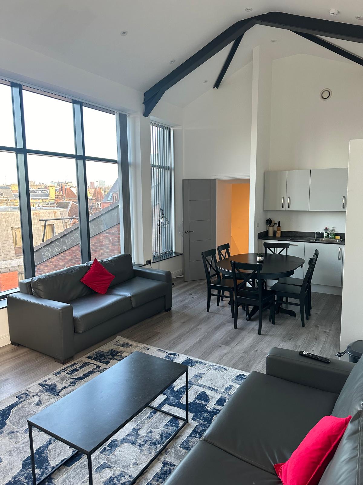 2-bed contractor house in Liverpool (L) photo 9
