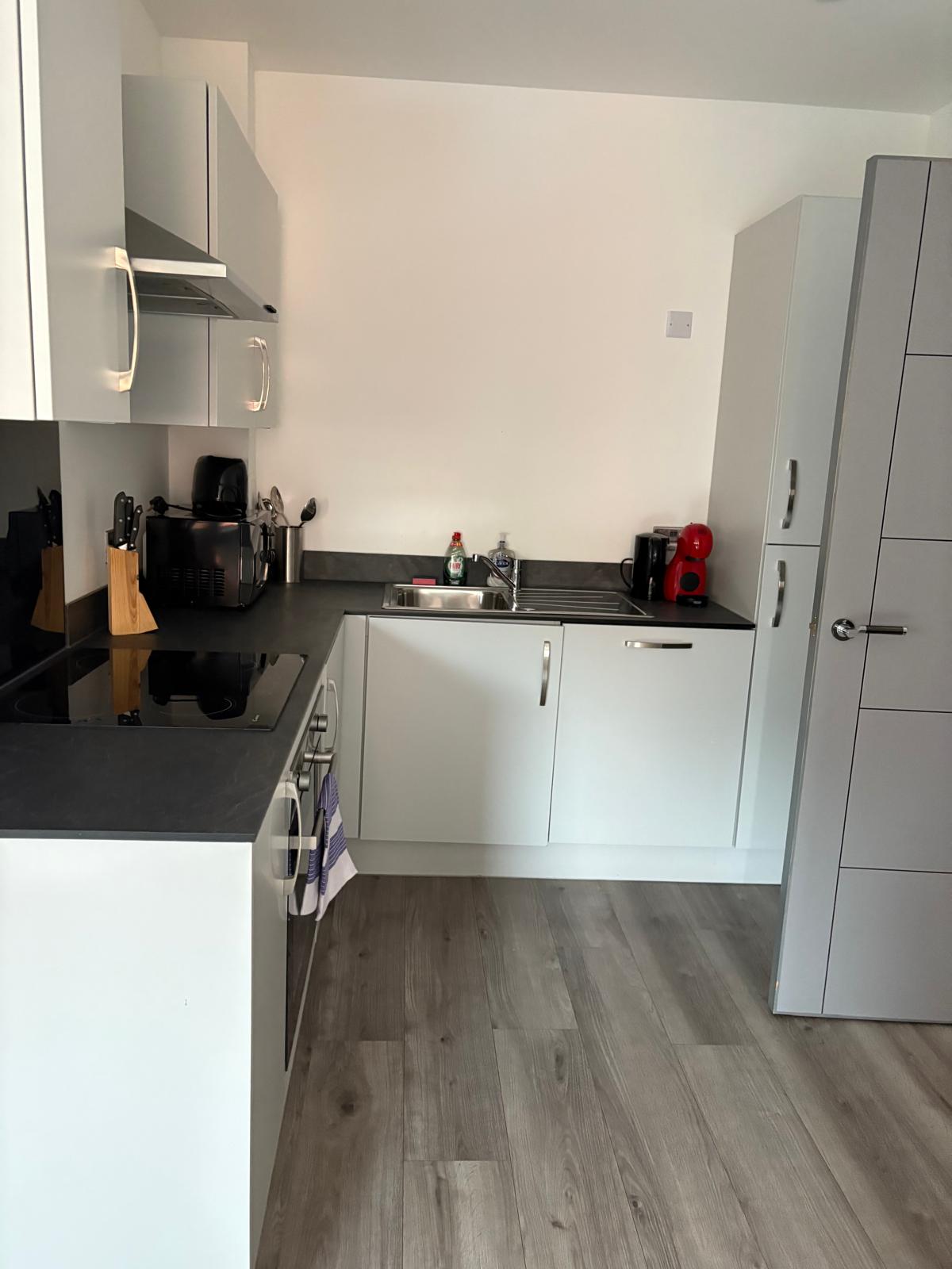 2-bed contractor house in Liverpool (L) photo 6