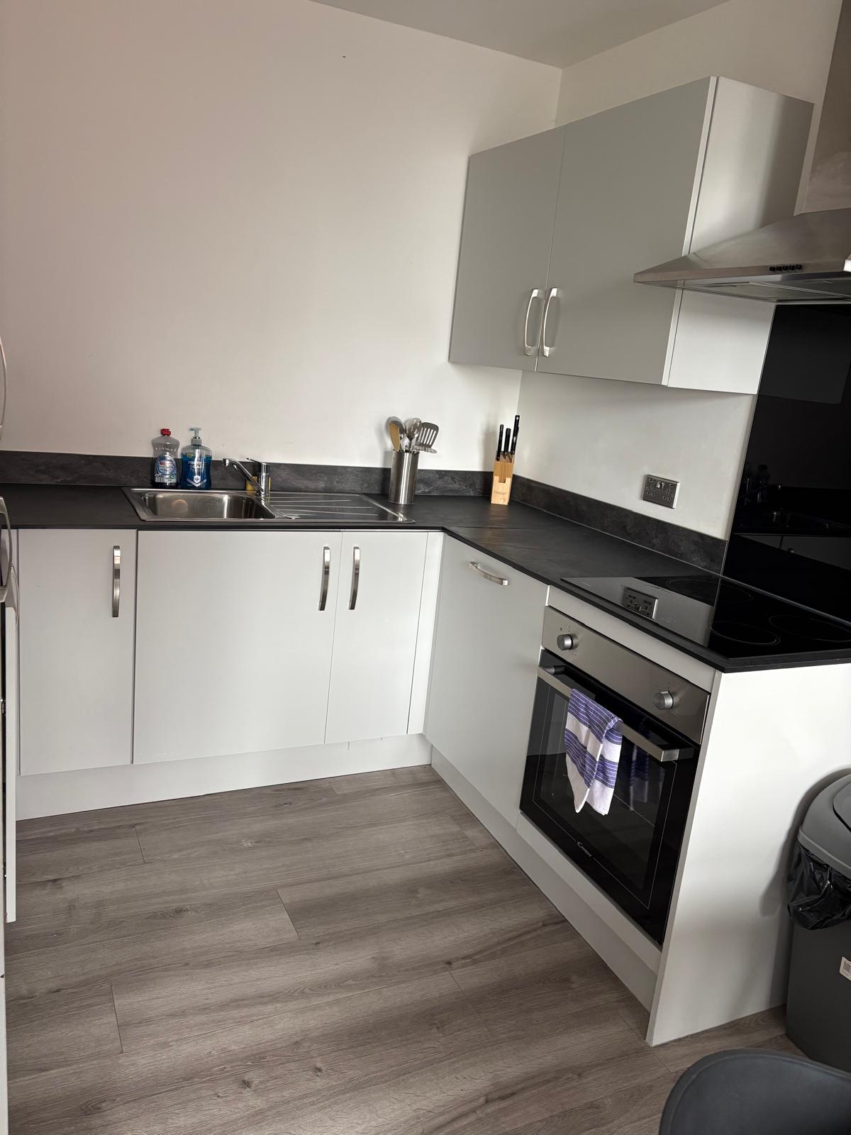 2-bed contractor house in Liverpool (L) photo 10
