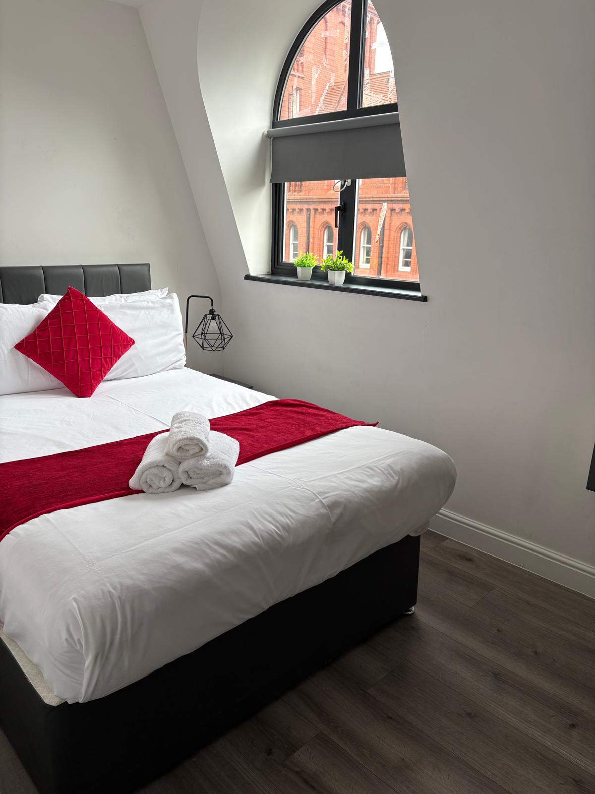 2-bed contractor house in Liverpool (L) photo 11