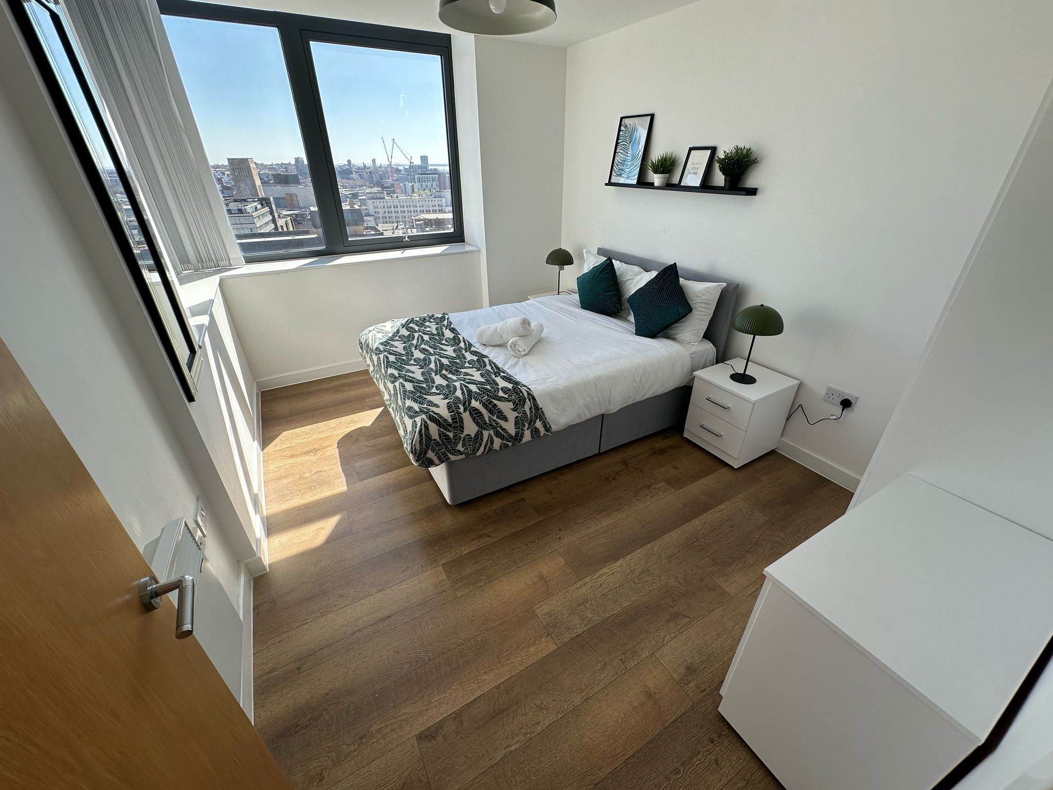 2-bed contractor house in Liverpool (L) photo 5