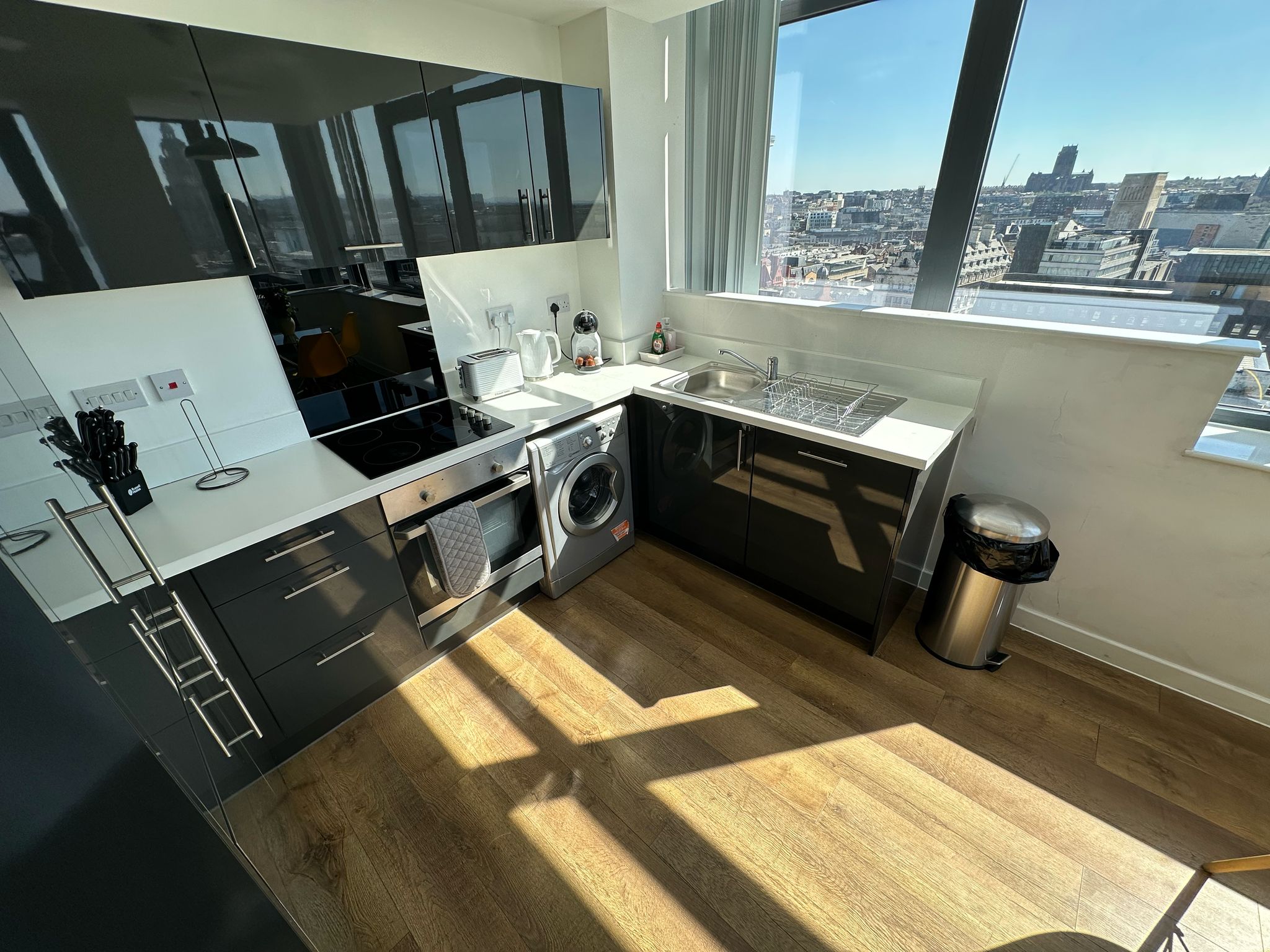 2-bed contractor house in Liverpool (L) photo 9