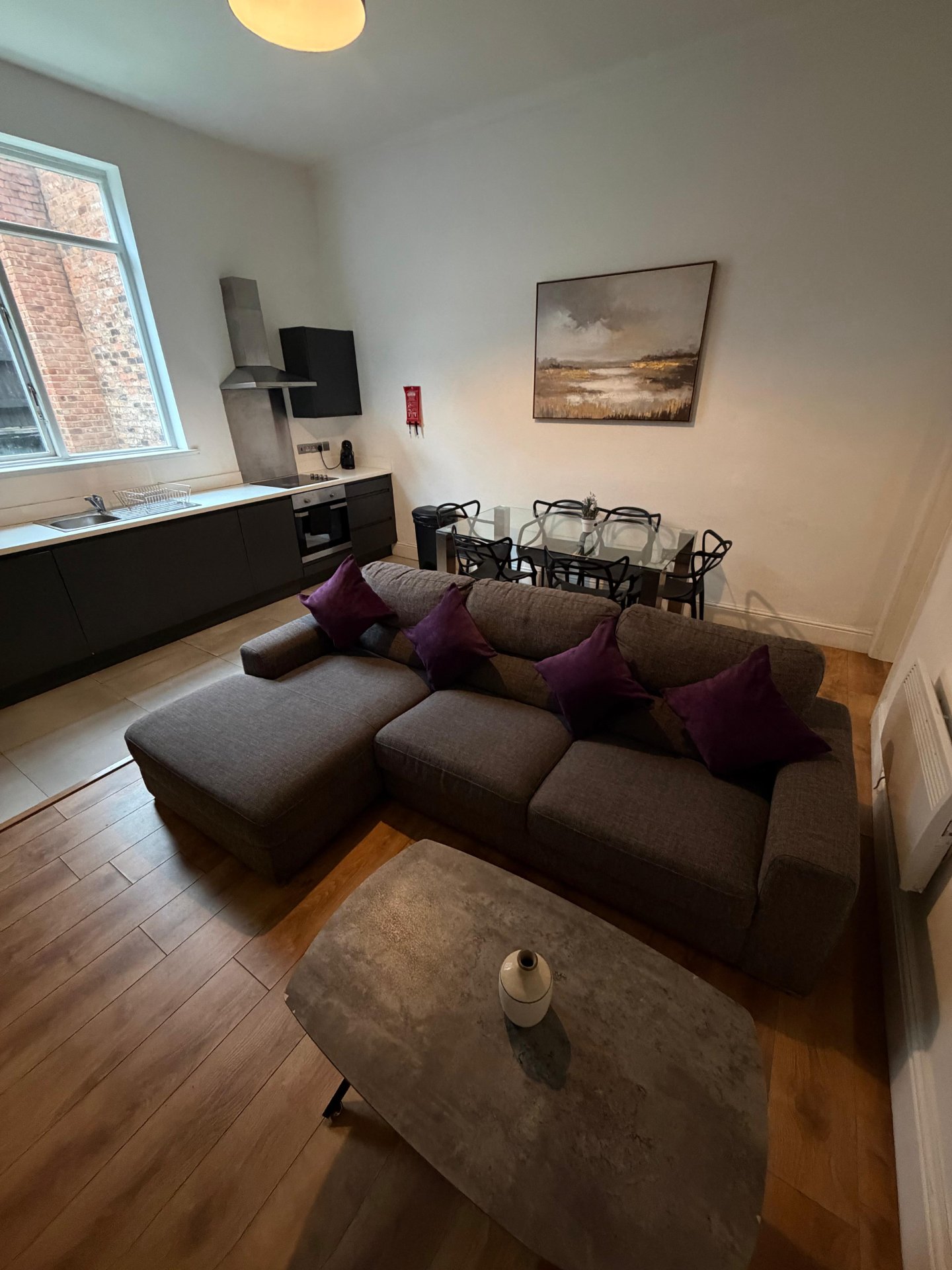 4-bed contractor house in Liverpool (L) photo 8