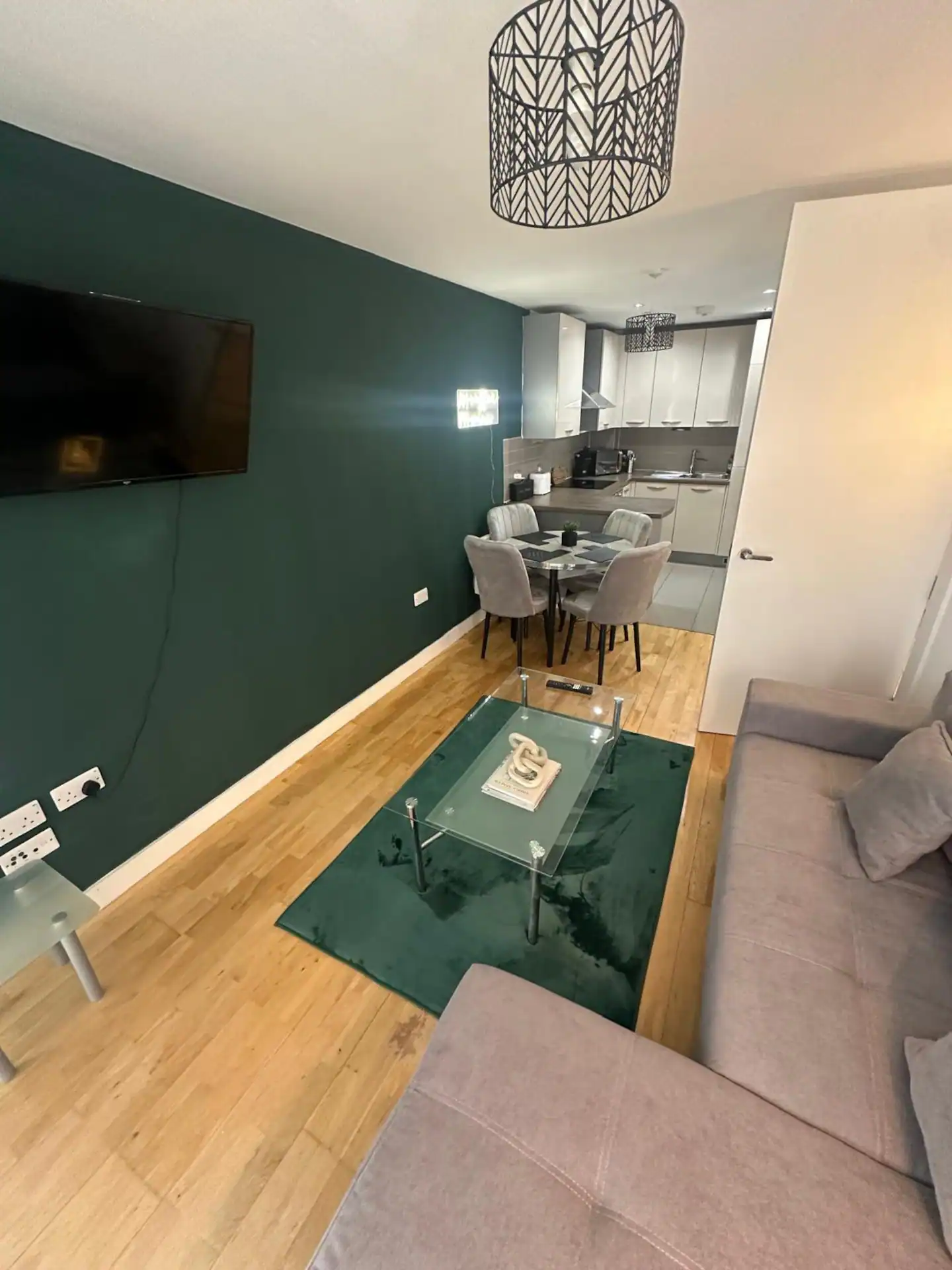 1-bed contractor house in Liverpool (L) photo 6