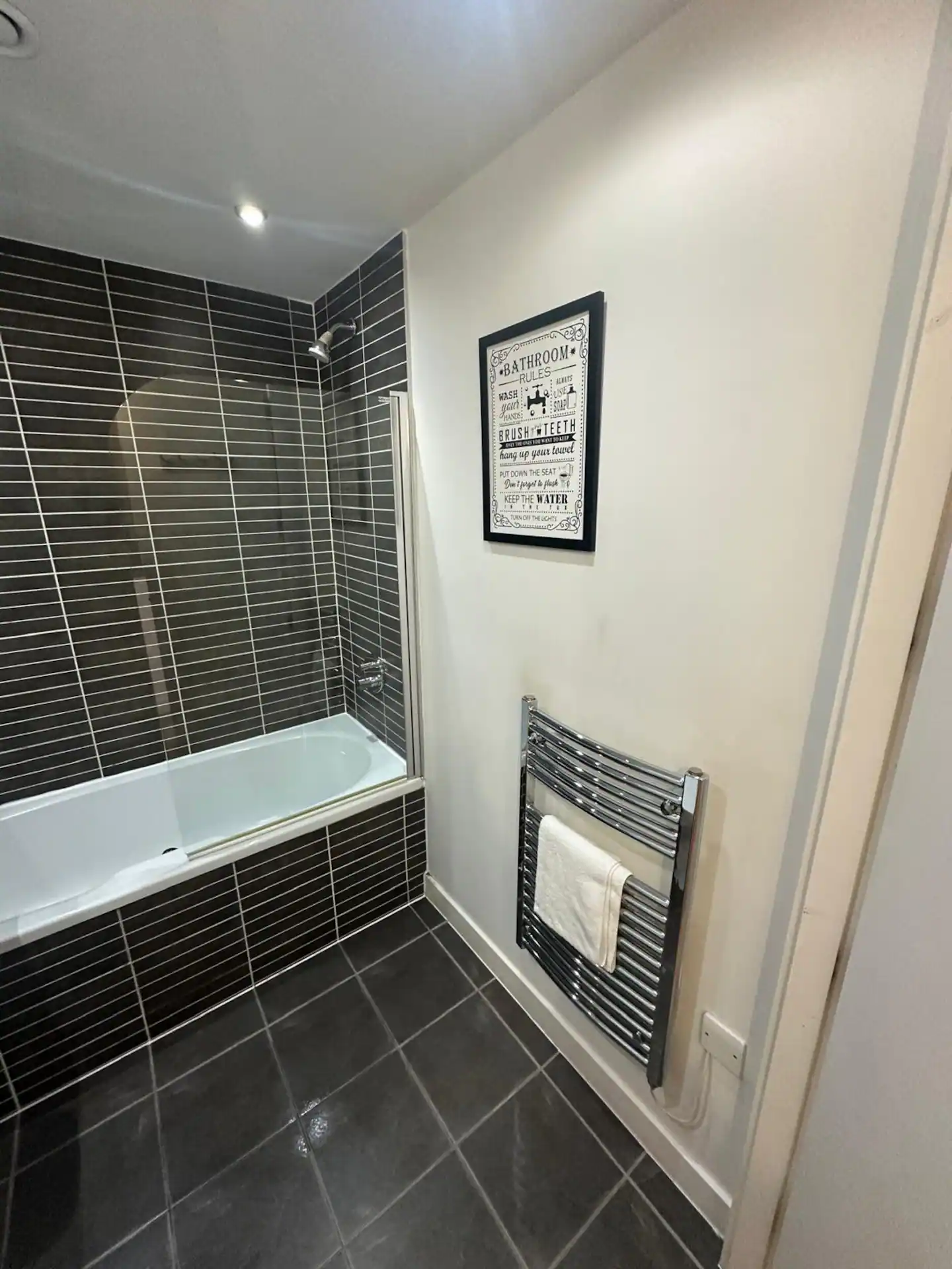 1-bed contractor house in Liverpool (L) photo 7