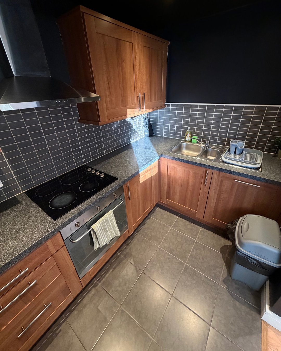 2-bed contractor house in Liverpool (L) photo 11