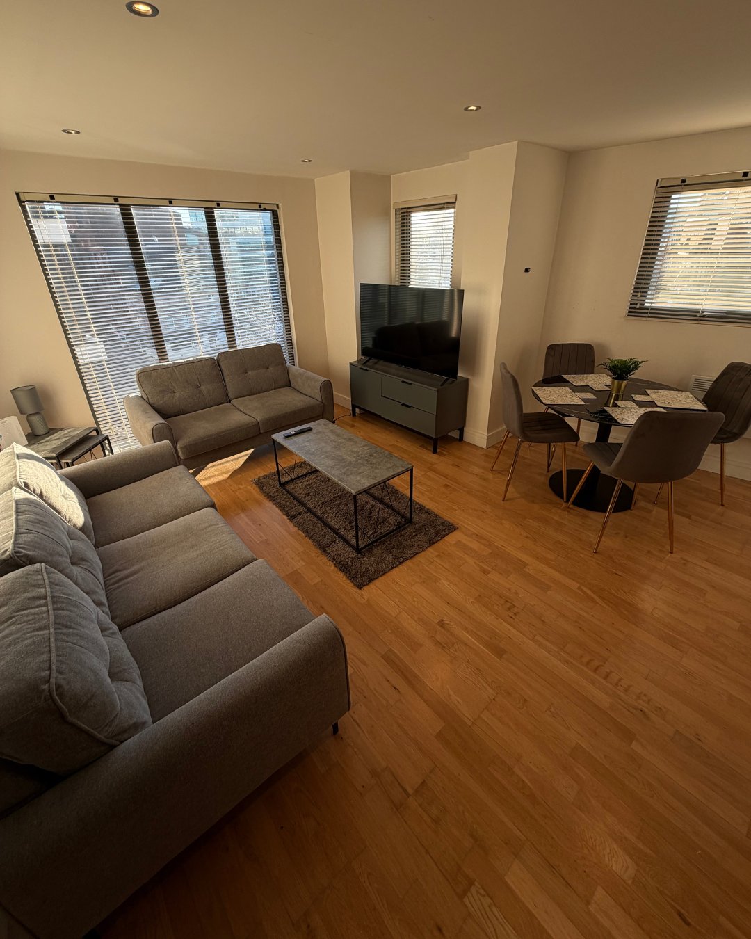 2-bed contractor house in Liverpool (L) photo 12