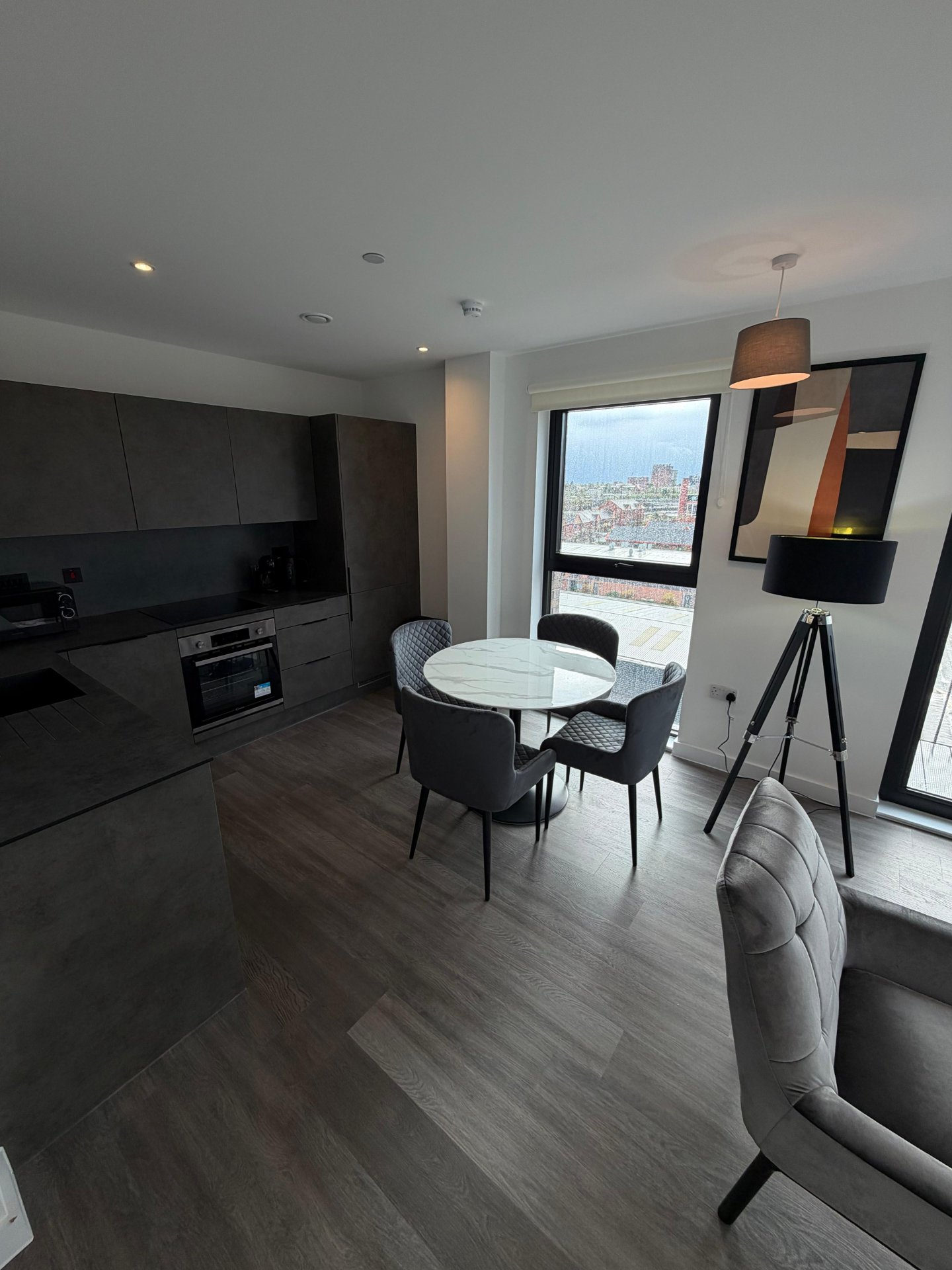 2-bed contractor house in Salford (M) photo 4