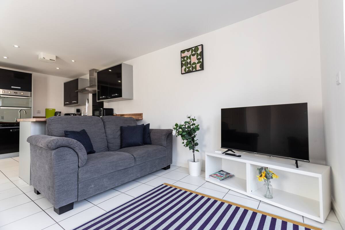 4-bed contractor house in Bristol (BS)