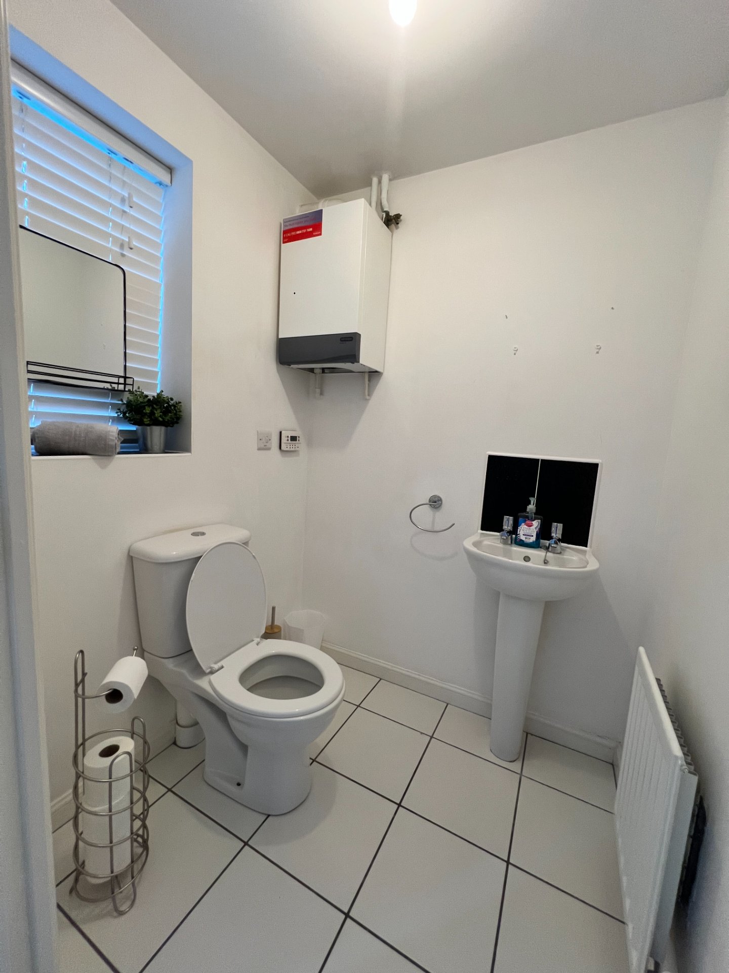 4-bed contractor house in Bristol (BS) photo 9