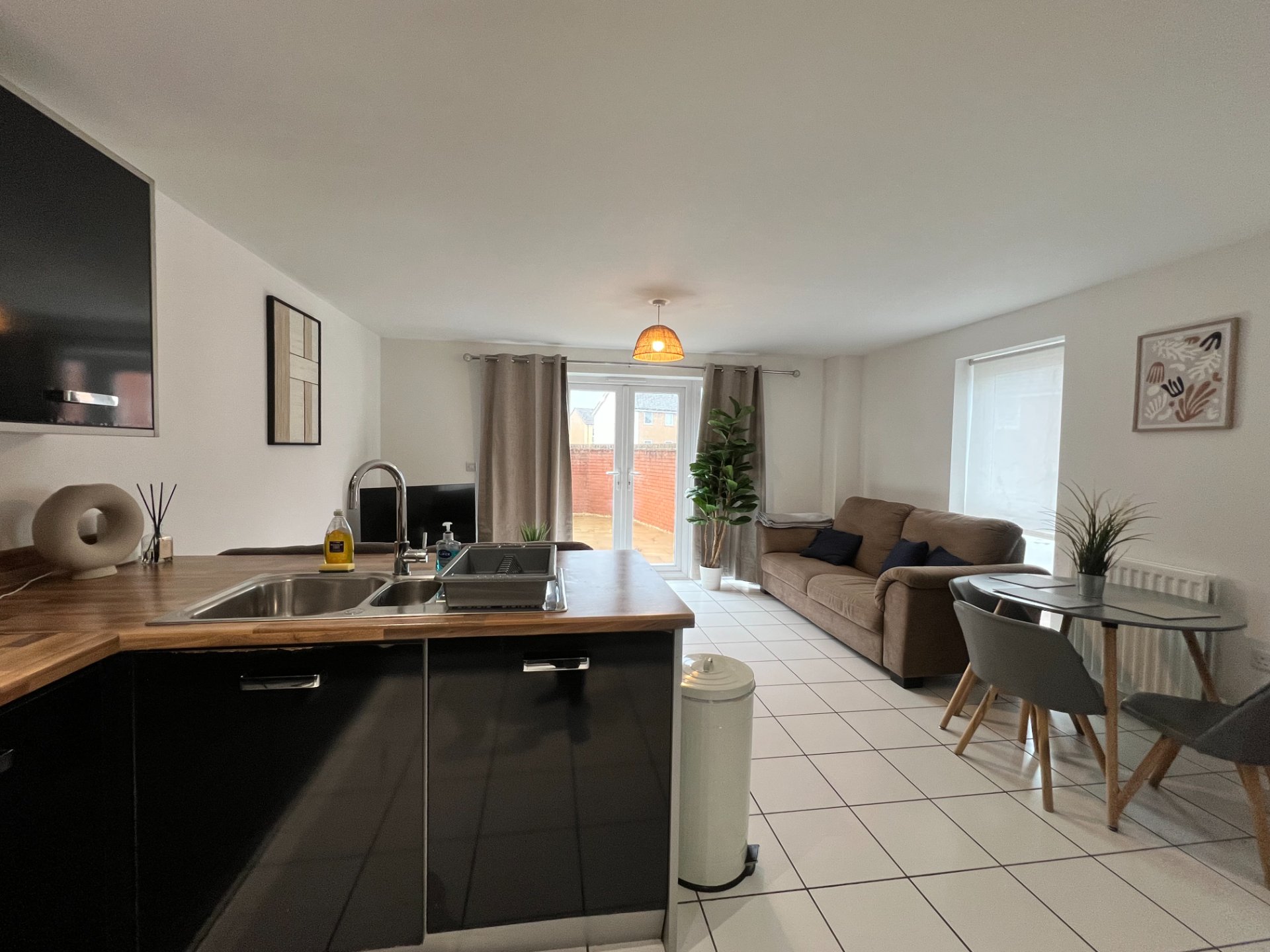 4-bed contractor house in Bristol (BS) photo 10