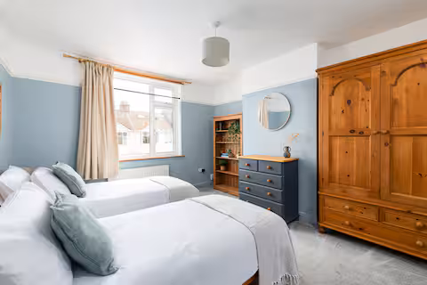 4-bed contractor house in Bristol (BS) photo 7