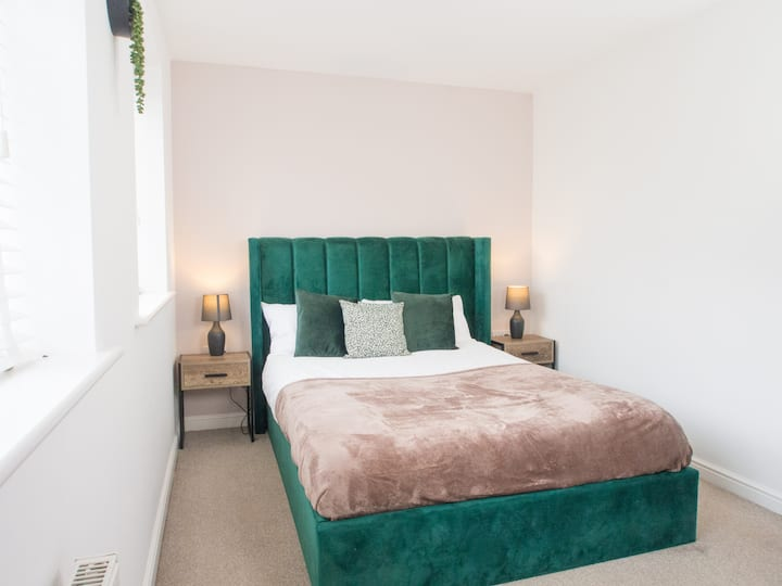 3-bed contractor house in Knottingley (WF) photo 11