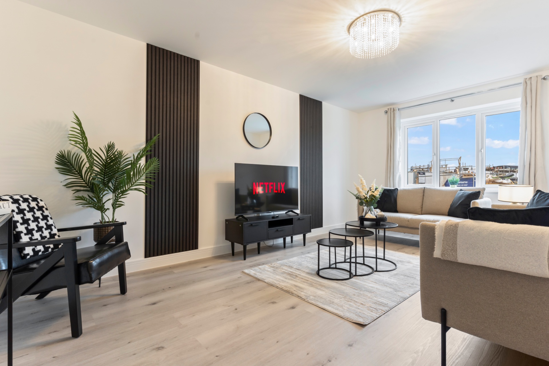 5-bed contractor house in Gloucester  (GL)