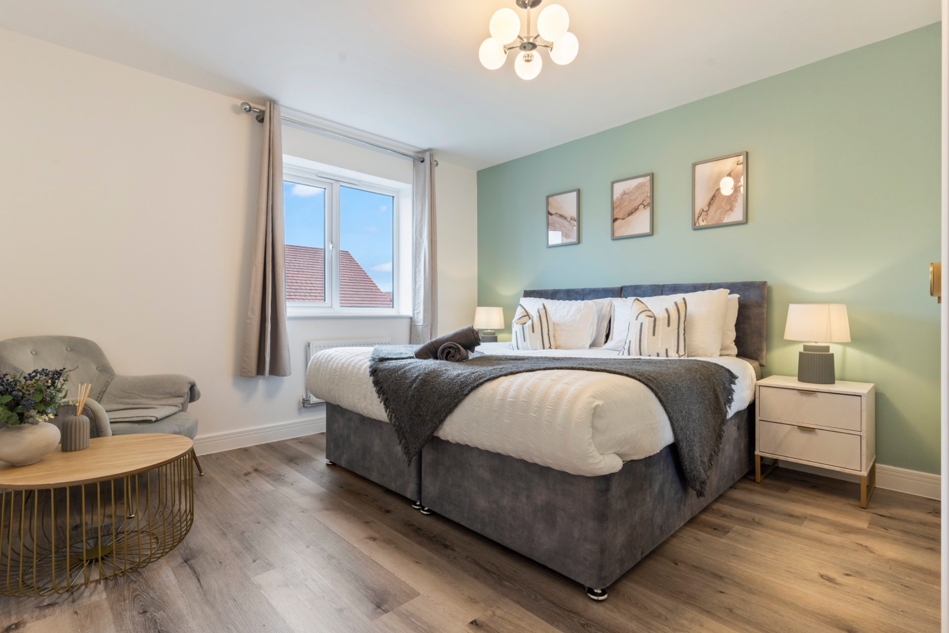 5-bed contractor house in Gloucester  (GL) photo 7