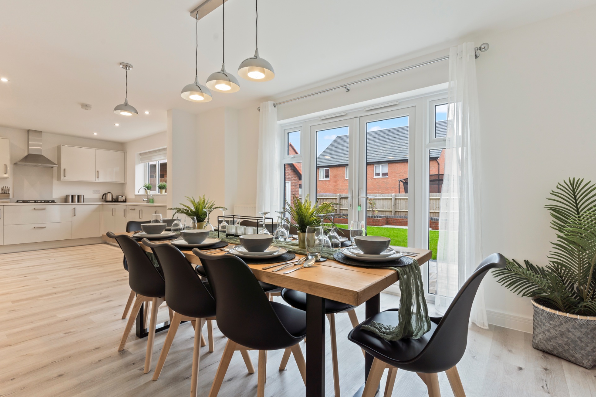 5-bed contractor house in Gloucester  (GL) photo 10