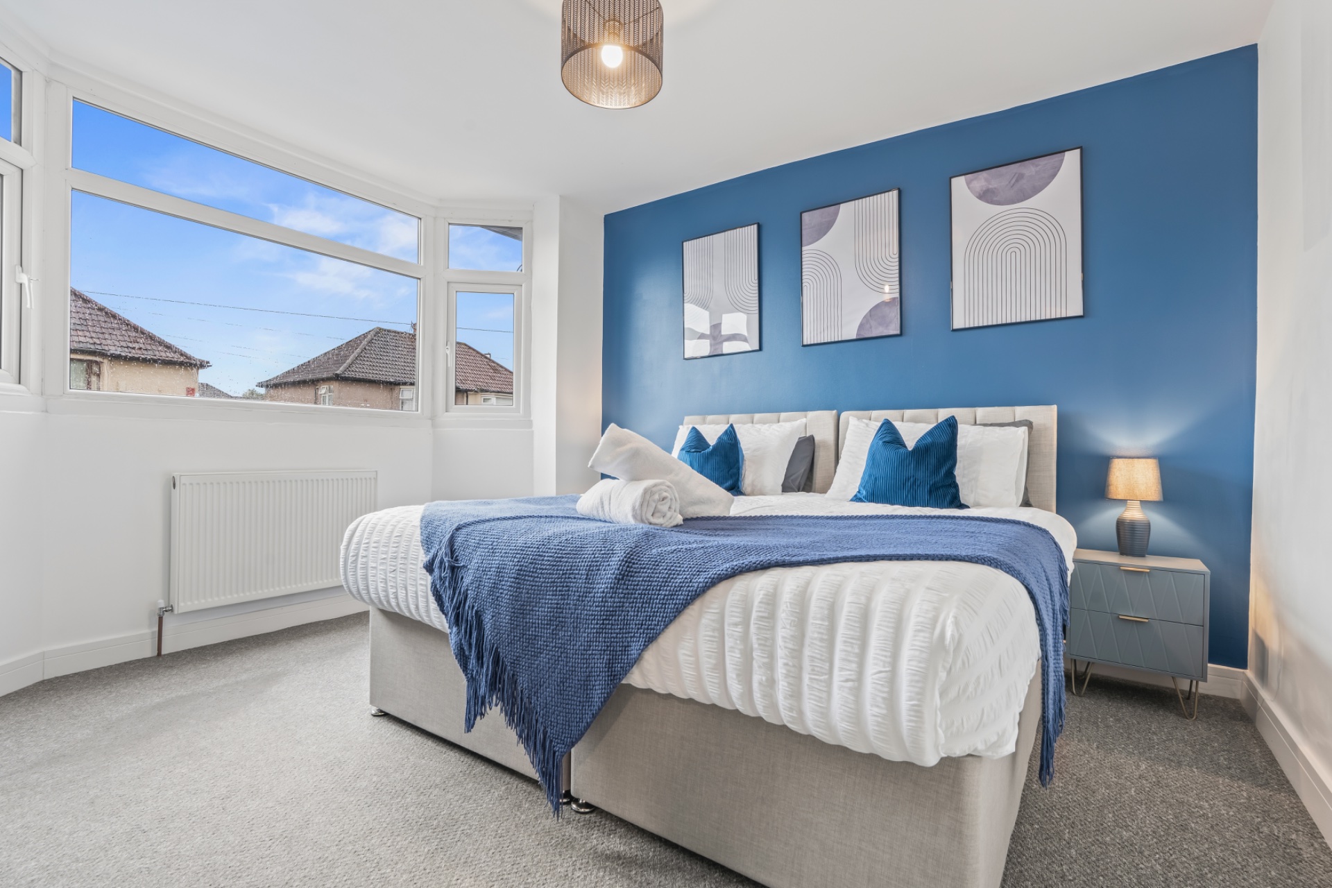 4-bed contractor house in Bristol (BS) photo 3