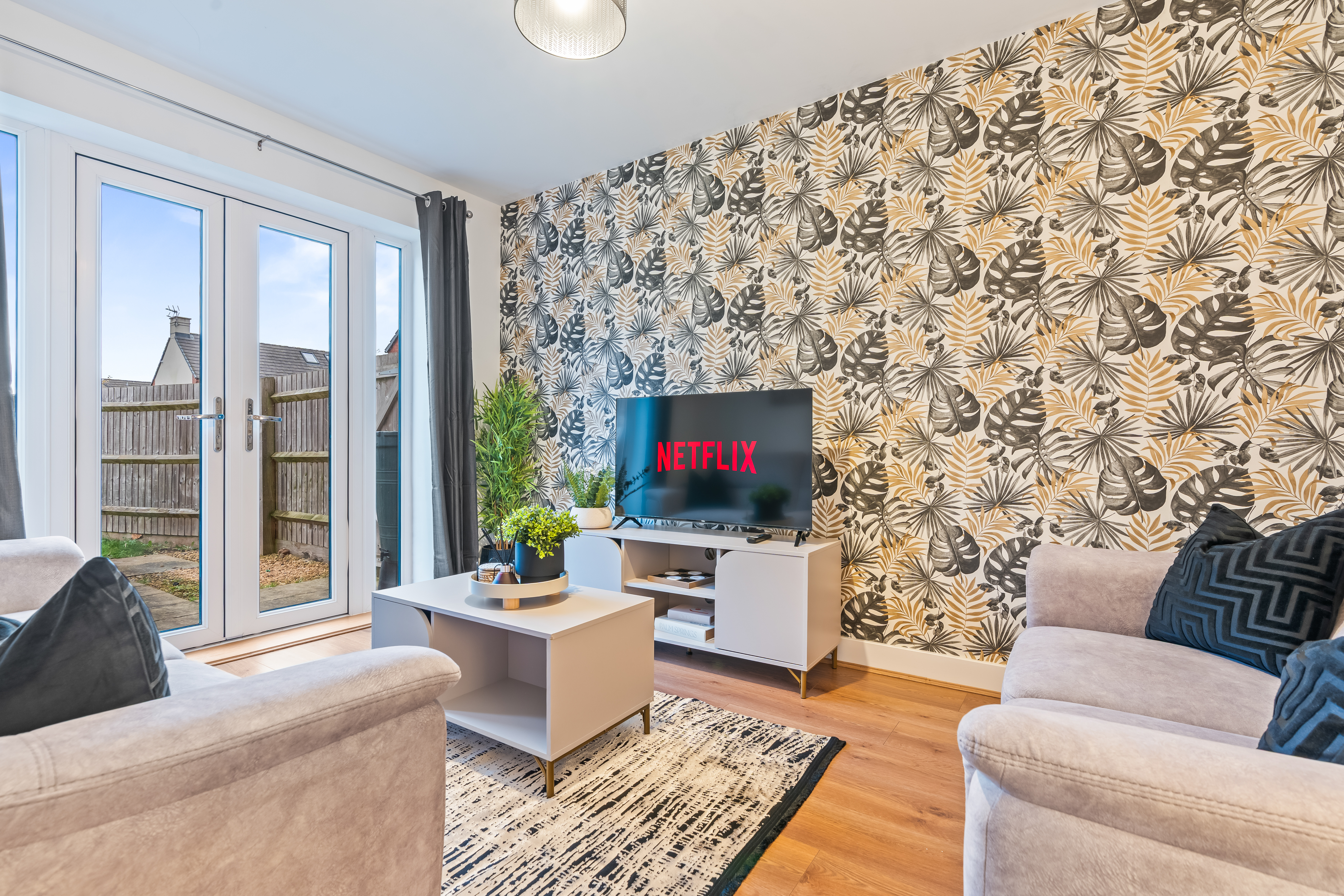 4-bed contractor house in Bristol (BS) photo 10