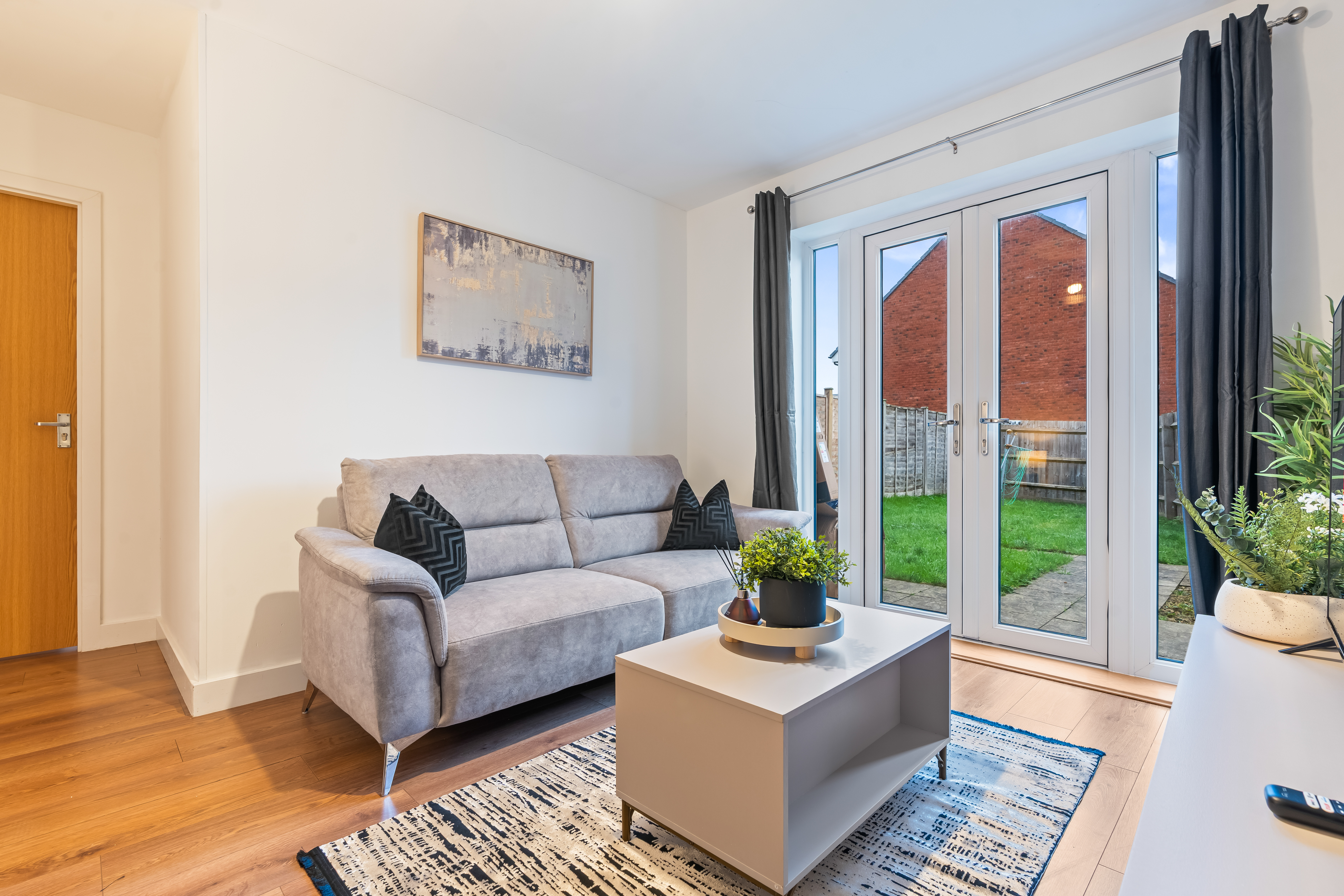 4-bed contractor house in Bristol (BS) photo 11