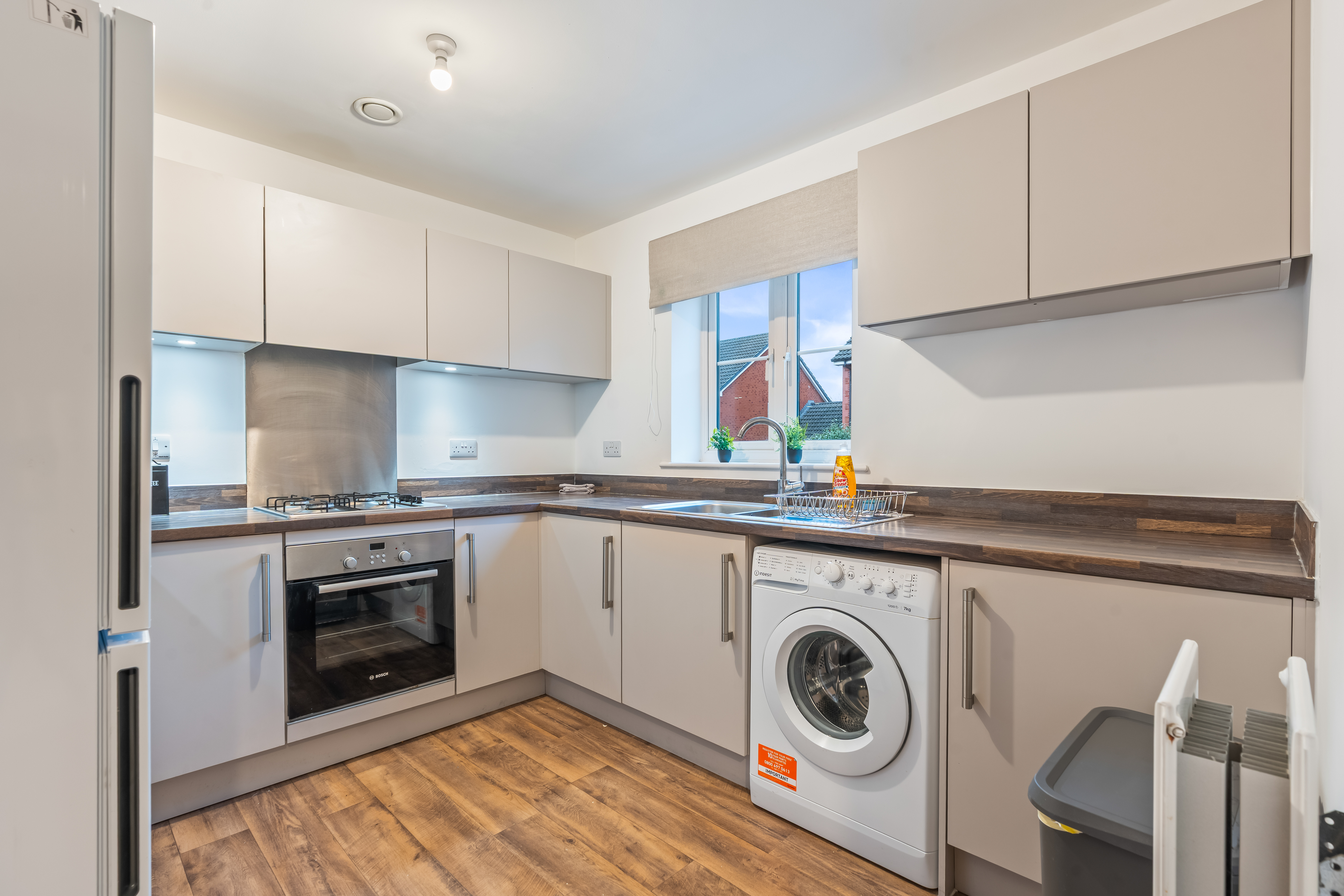 4-bed contractor house in Bristol (BS) photo 12