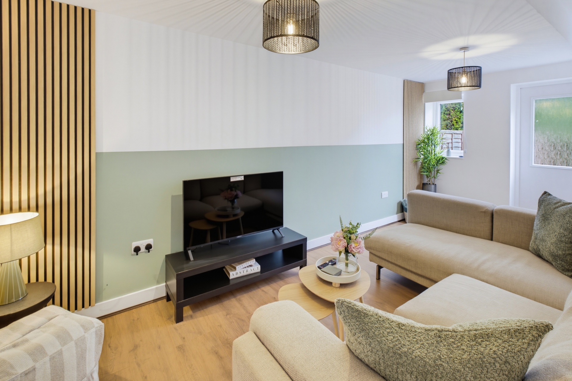 5-bed contractor house in Bristol  (BS) photo 5