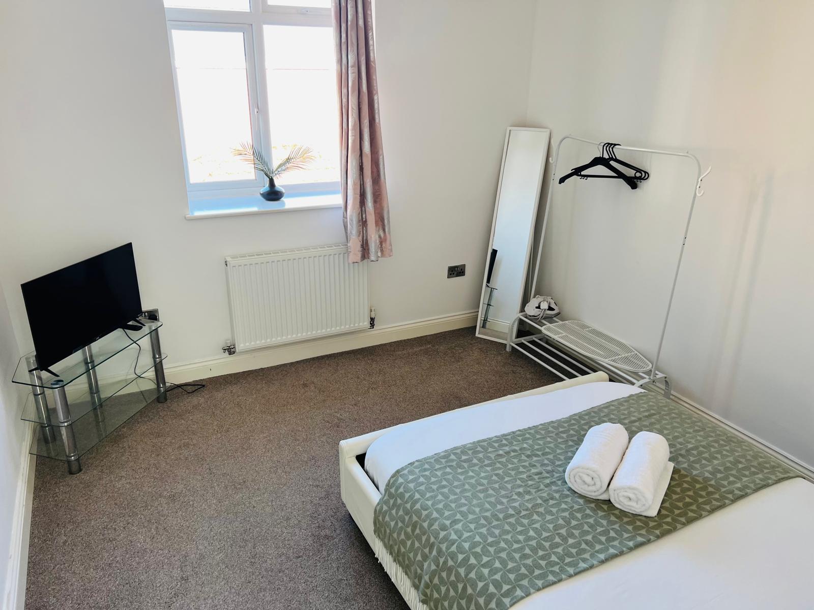 1-bed contractor house in Highbridge (TA) photo 6