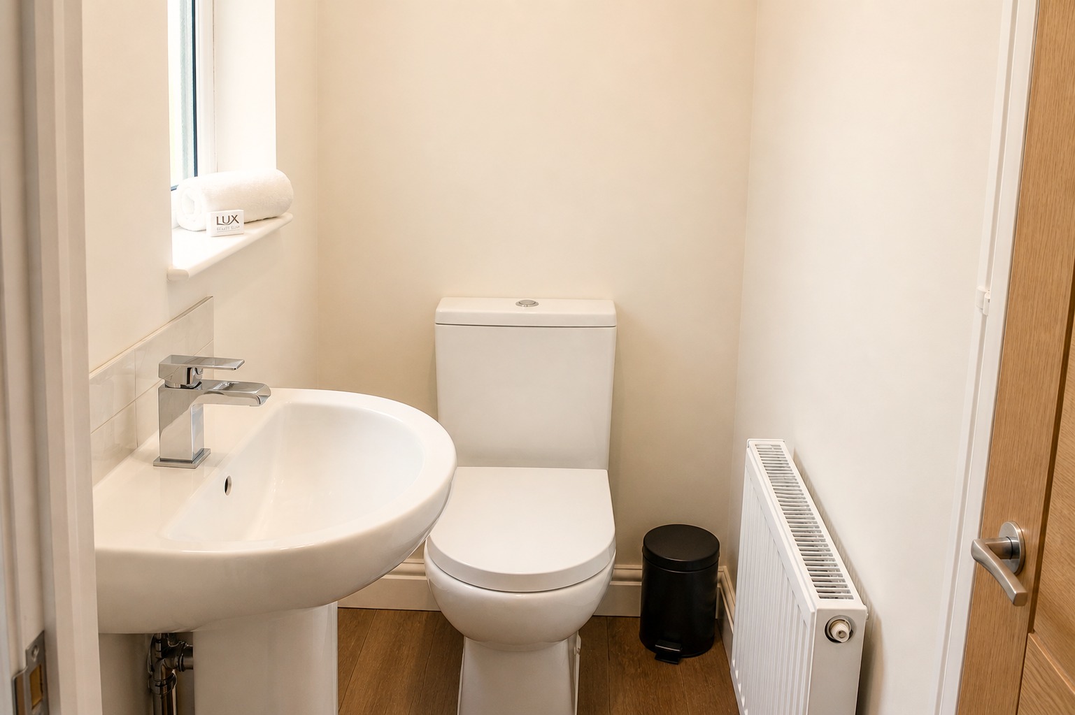 3-bed contractor house in Newport (NP) photo 9